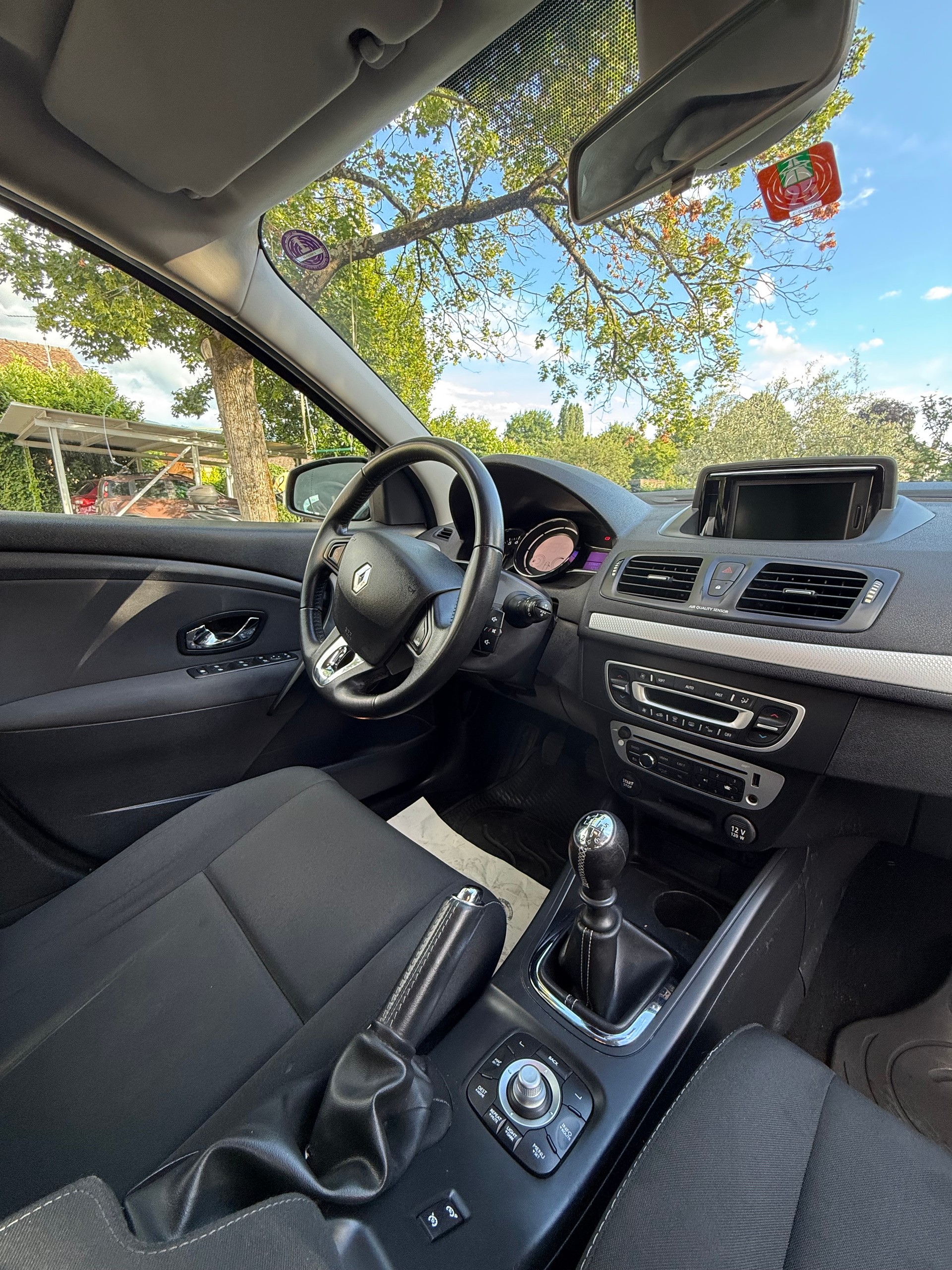 RENAULT Mégane Coupé 1.2 16V Turbo Dynamique-image-8