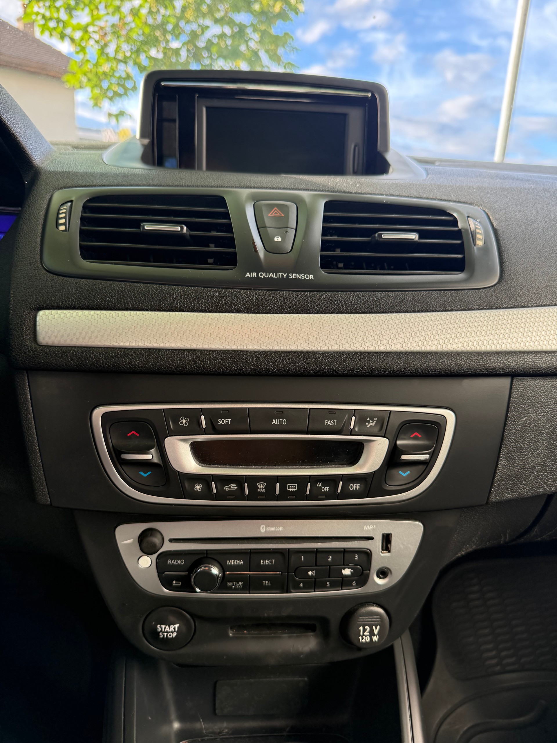 RENAULT Mégane Coupé 1.2 16V Turbo Dynamique-image-10