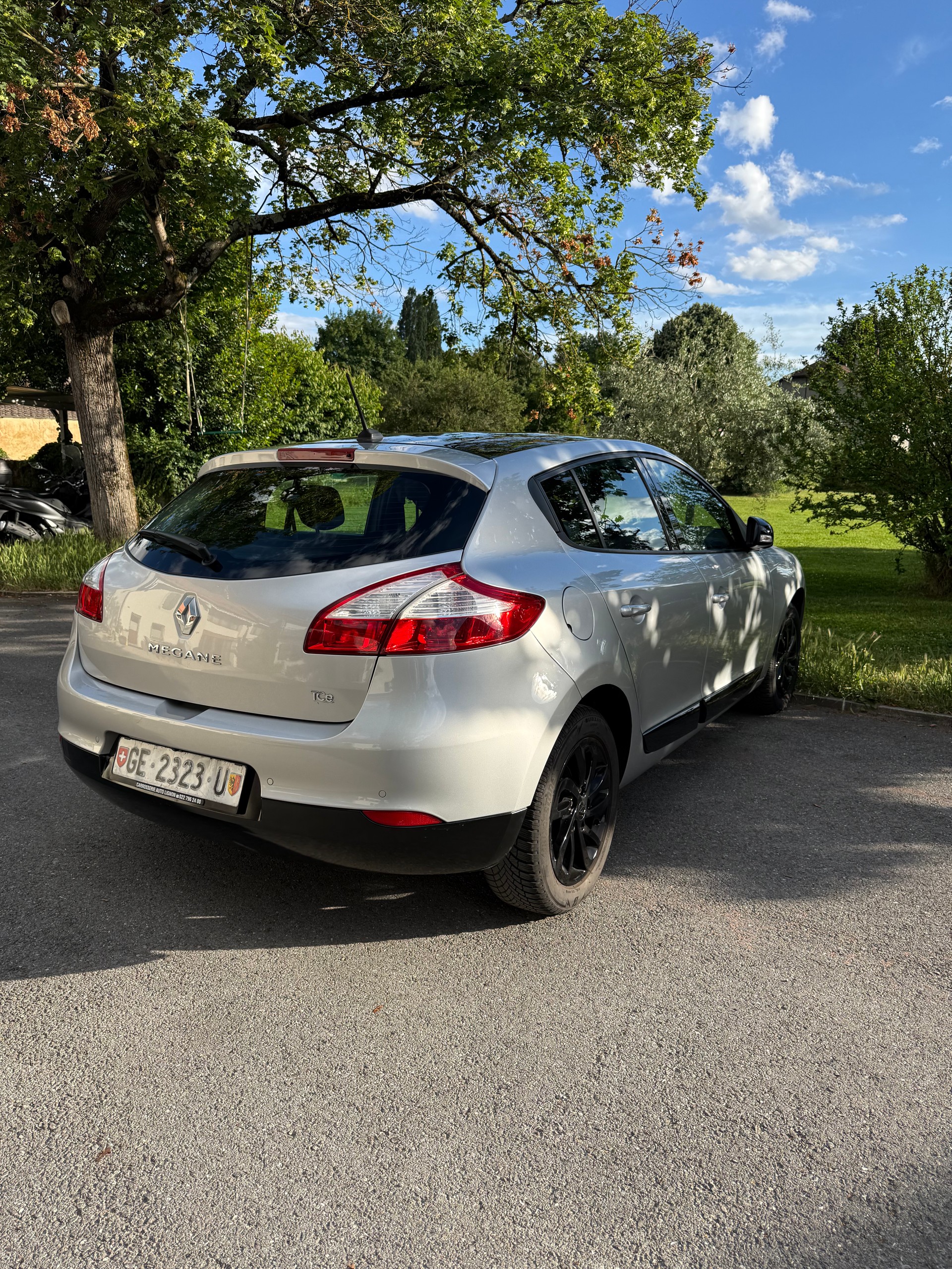RENAULT Mégane Coupé 1.2 16V Turbo Dynamique-image-4
