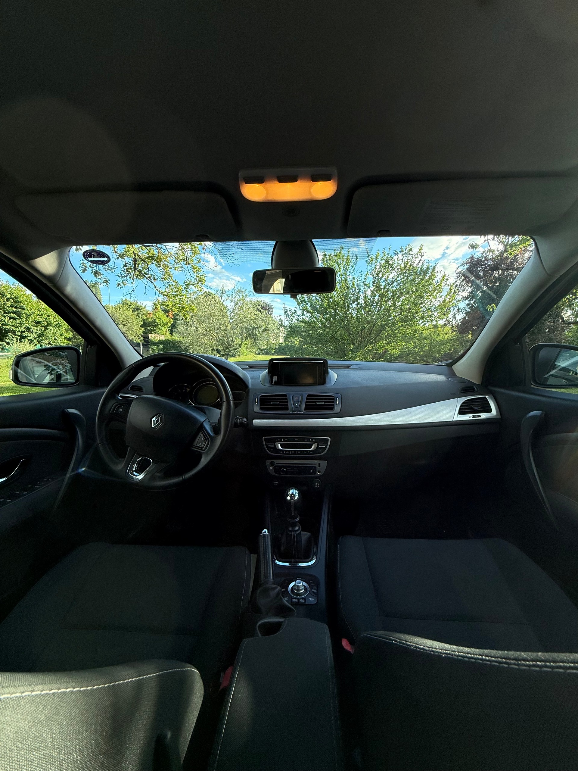 RENAULT Mégane Coupé 1.2 16V Turbo Dynamique-image-7