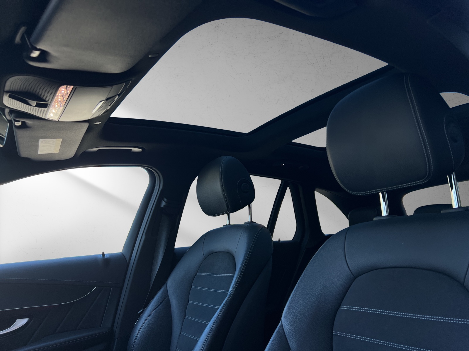 MERCEDES-BENZ GLC 220 d AMG Line 4Matic-image-14