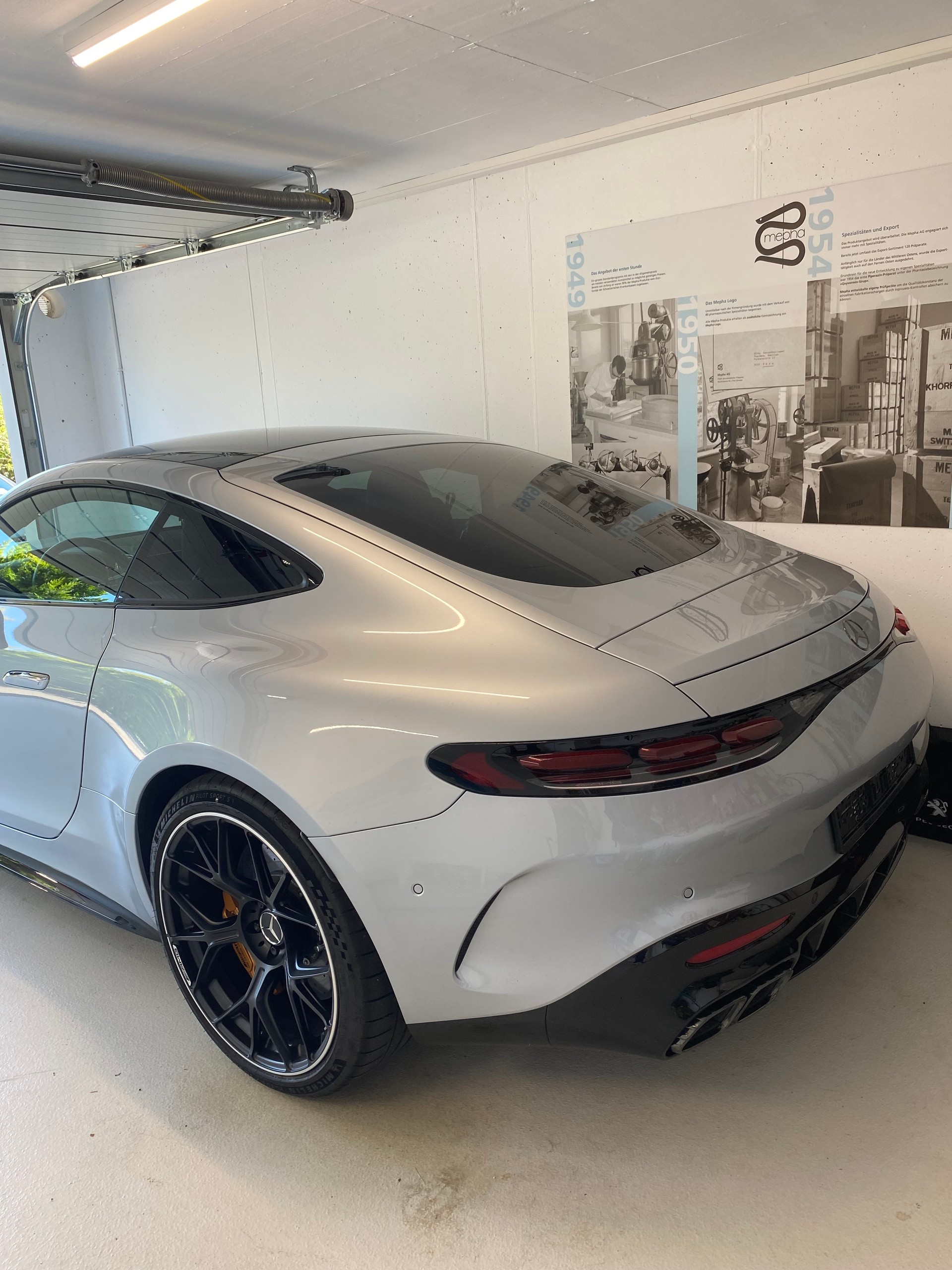MERCEDES-BENZ AMG GT 63 S E Performance Executive Ed. 4matic+-image-2