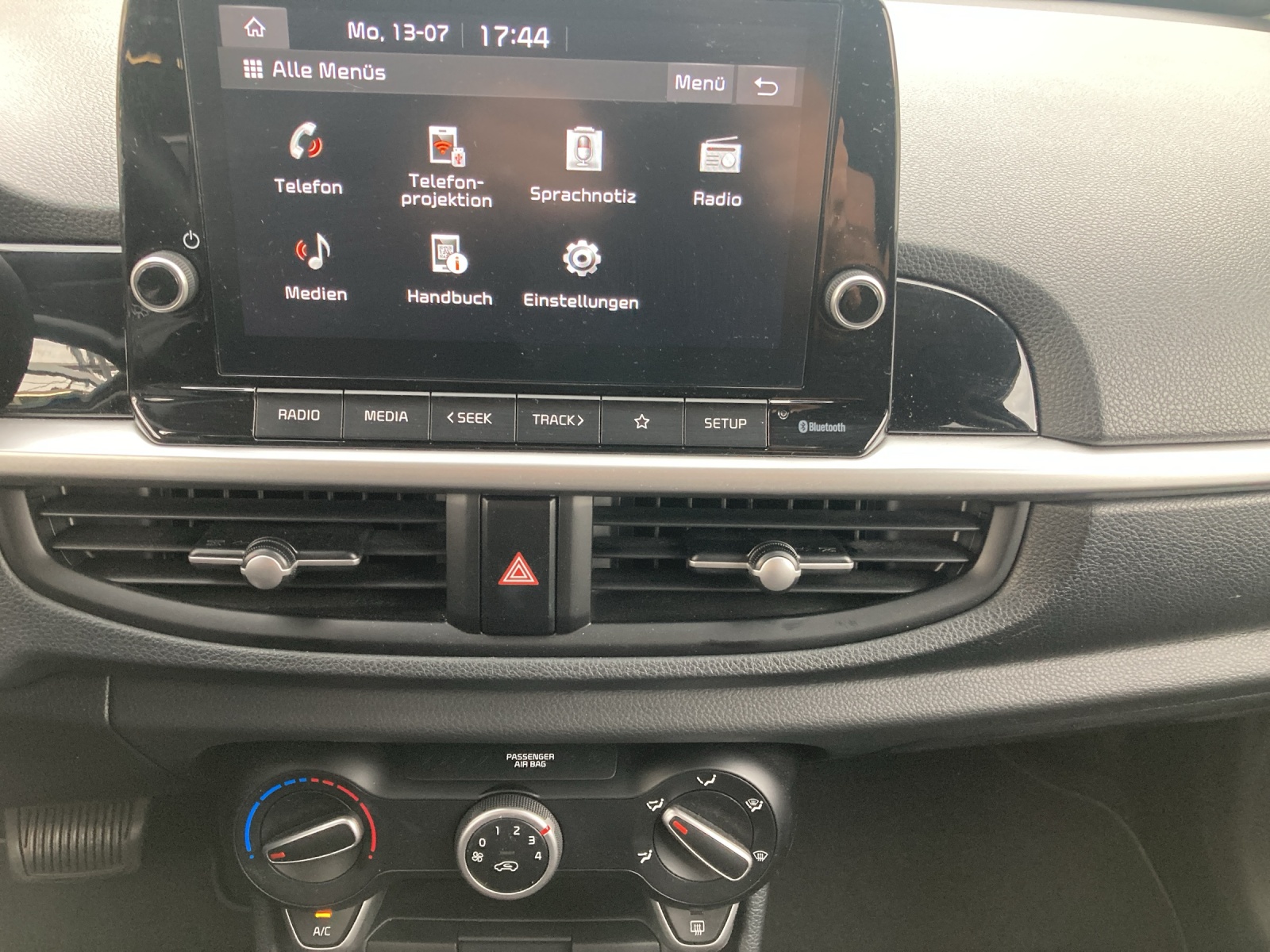 KIA Picanto 1.0 CVVT First Edition AMT-image-10