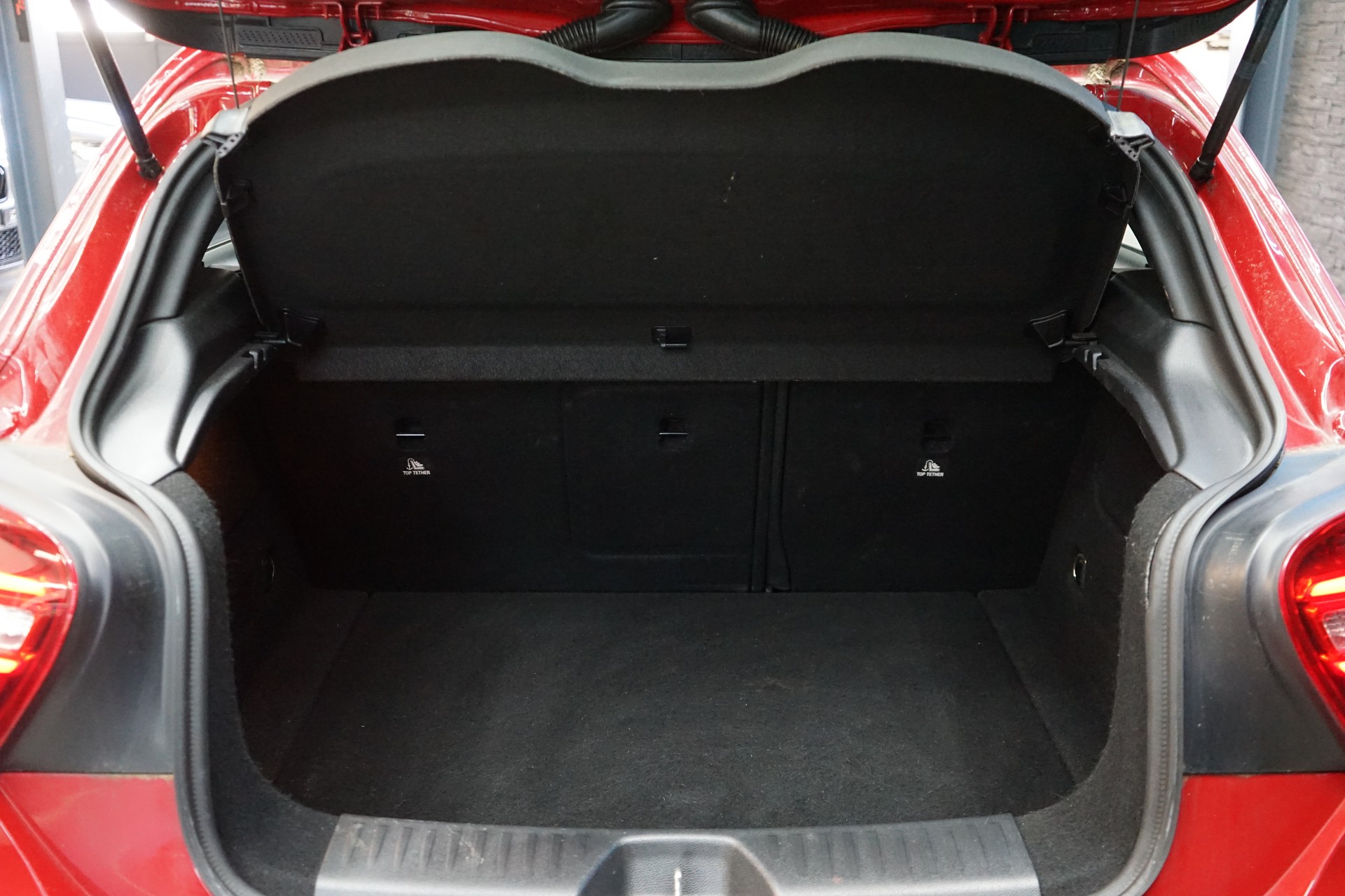 MERCEDES-BENZ A 180 CDI Urban-image-19