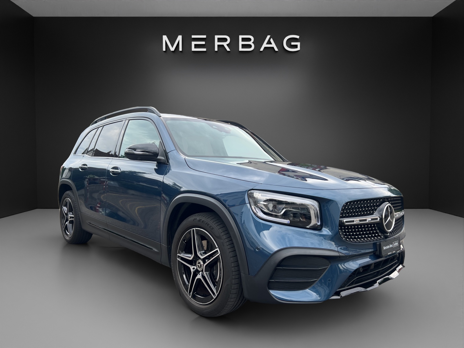 MERCEDES-BENZ GLB 200 4Matic AMG Line 8G-Tronic-image-0