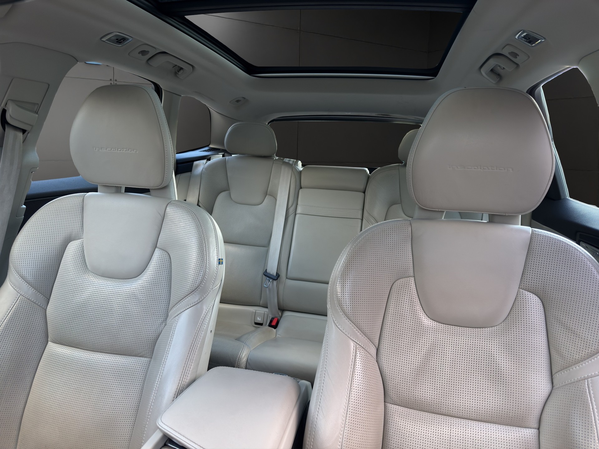 VOLVO XC60 T6 AWD Inscription Geartronic-image-14