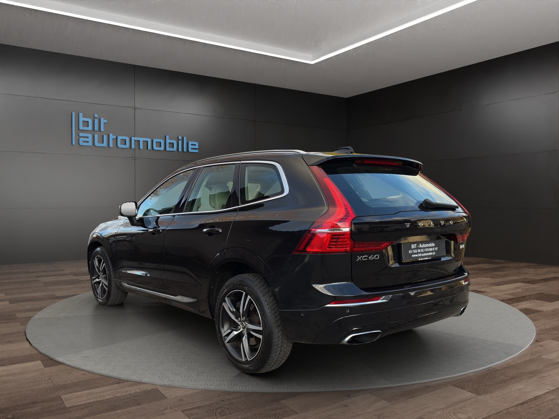VOLVO XC60 T6 AWD Inscription Geartronic-image-4