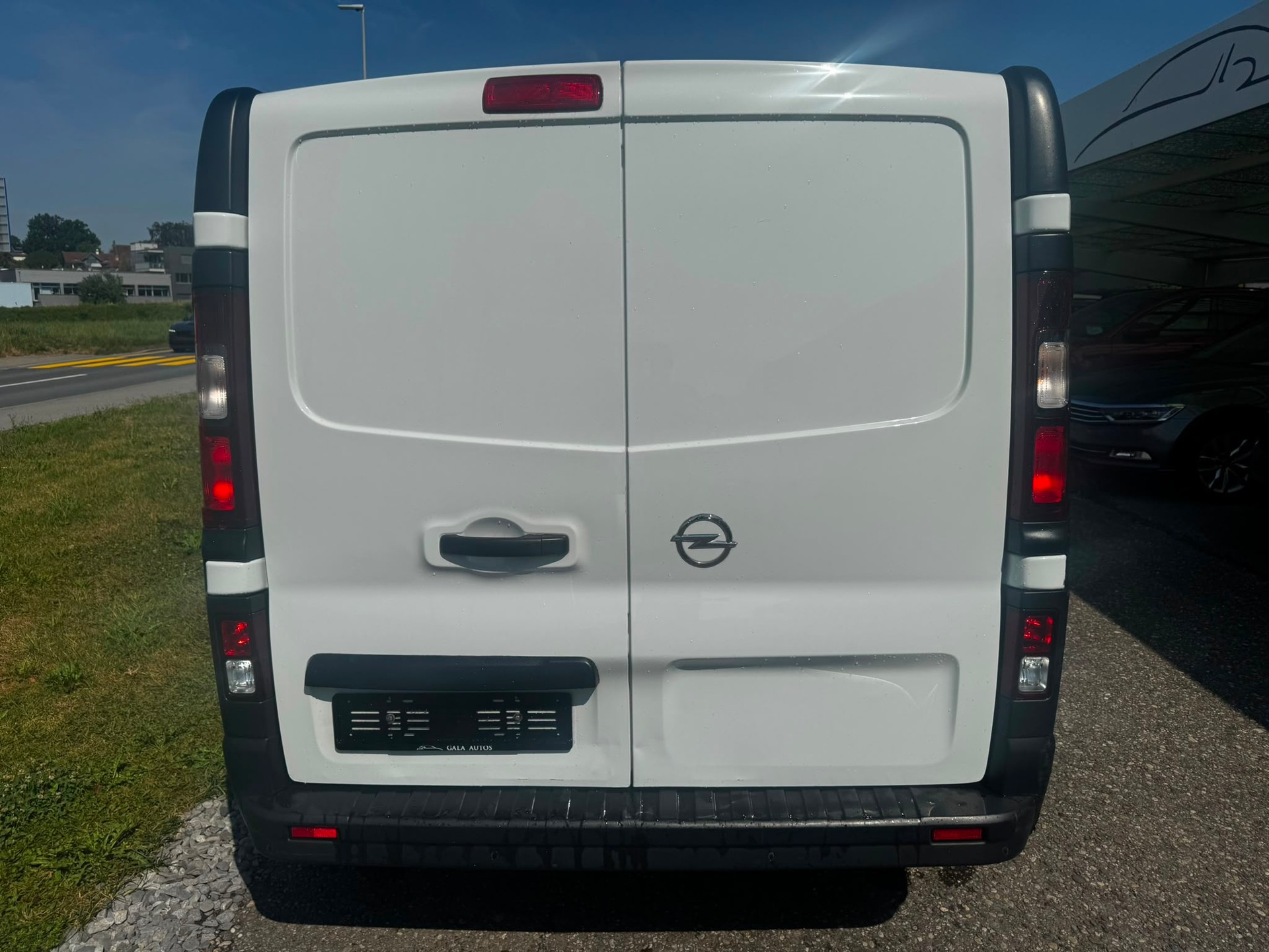 OPEL Vivaro 2.0 CDTI 2.7t L1H1-image-5