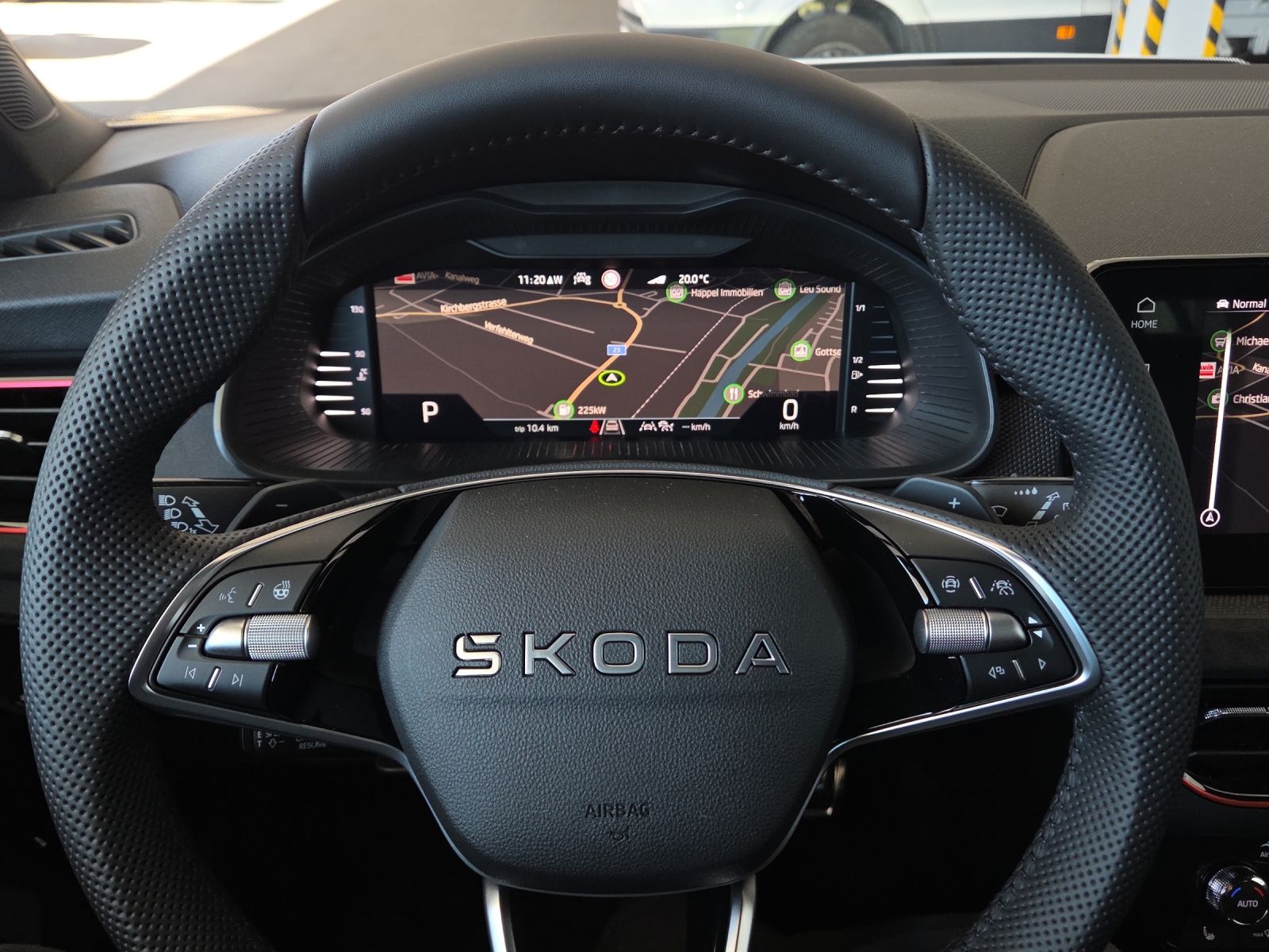 SKODA Kamiq 1.5 TSI Dynamic DSG-image-9