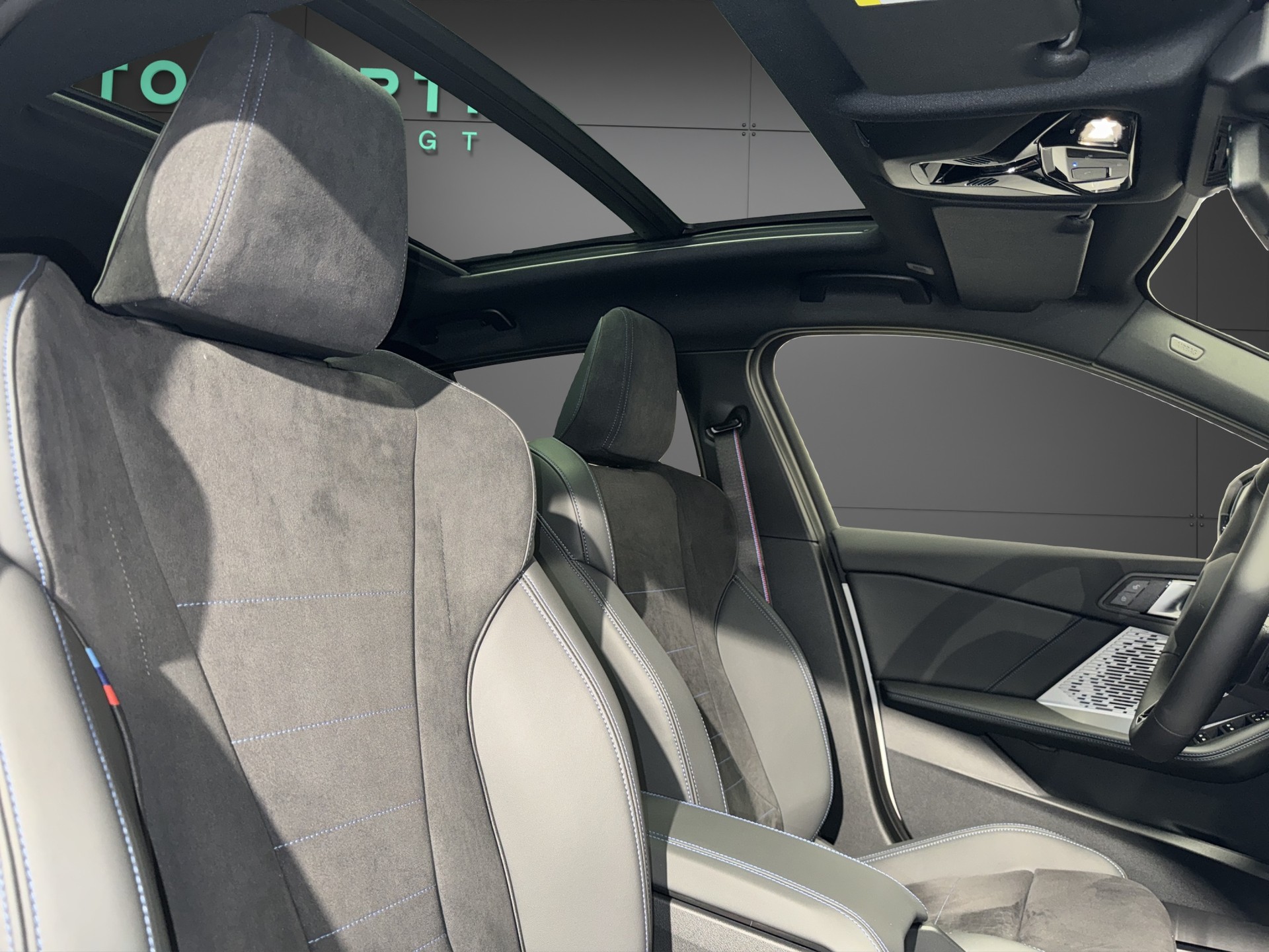 BMW 123 xDrive-image-14