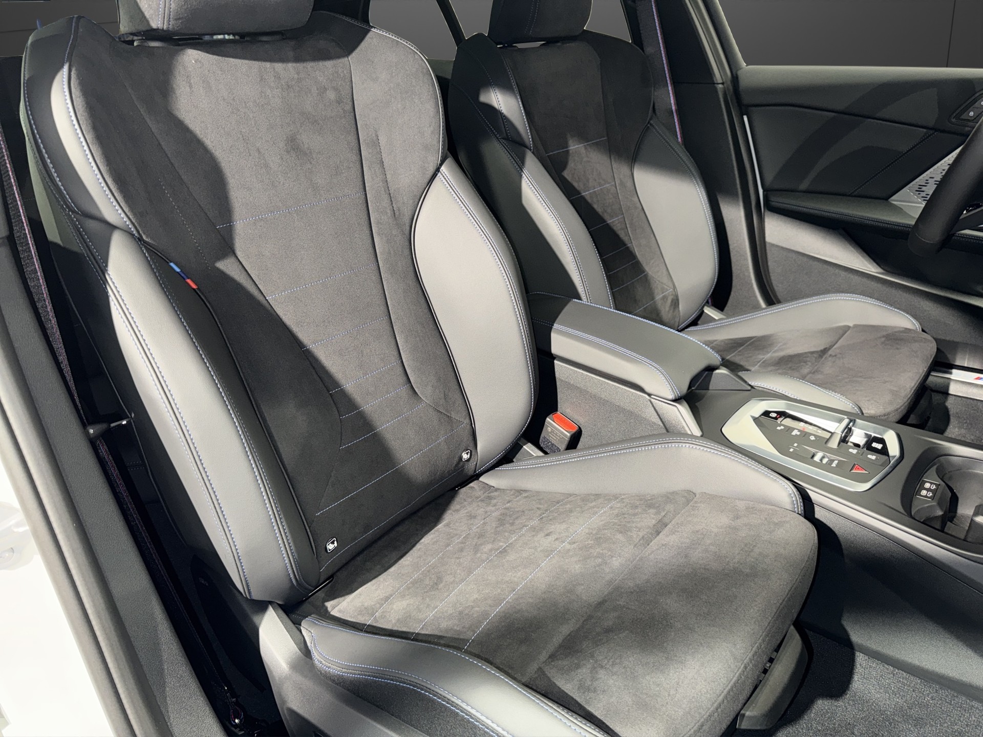 BMW 123 xDrive-image-12