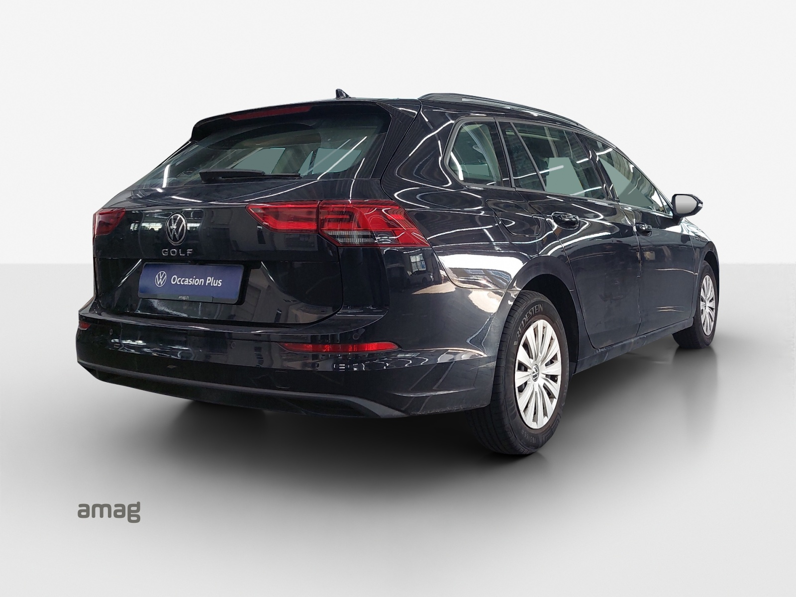VW Golf Variant 1.0 TSI Value-image-4