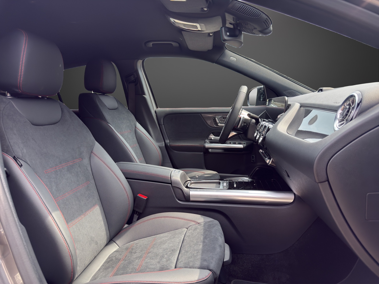MERCEDES-BENZ GLA 250 4Matic 8G-DCT Swiss Star-image-11
