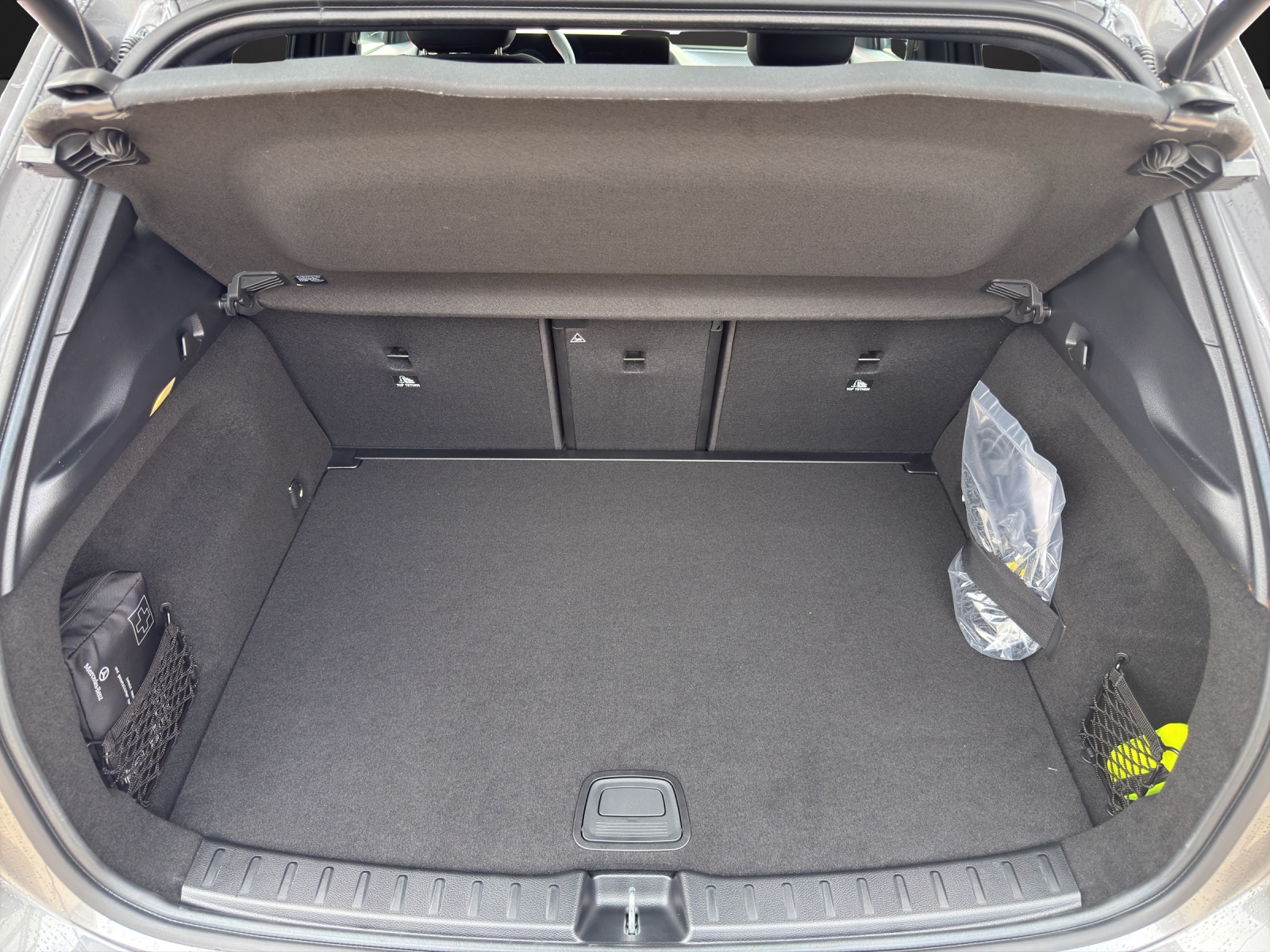 MERCEDES-BENZ GLA 250 4Matic 8G-DCT Swiss Star-image-8