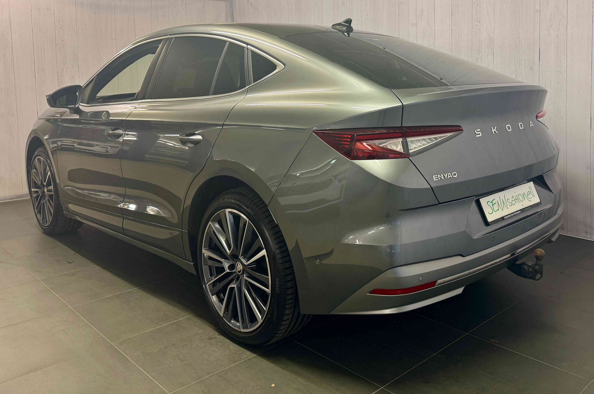 SKODA Enyaq Coupé L&K 4x4-image-6