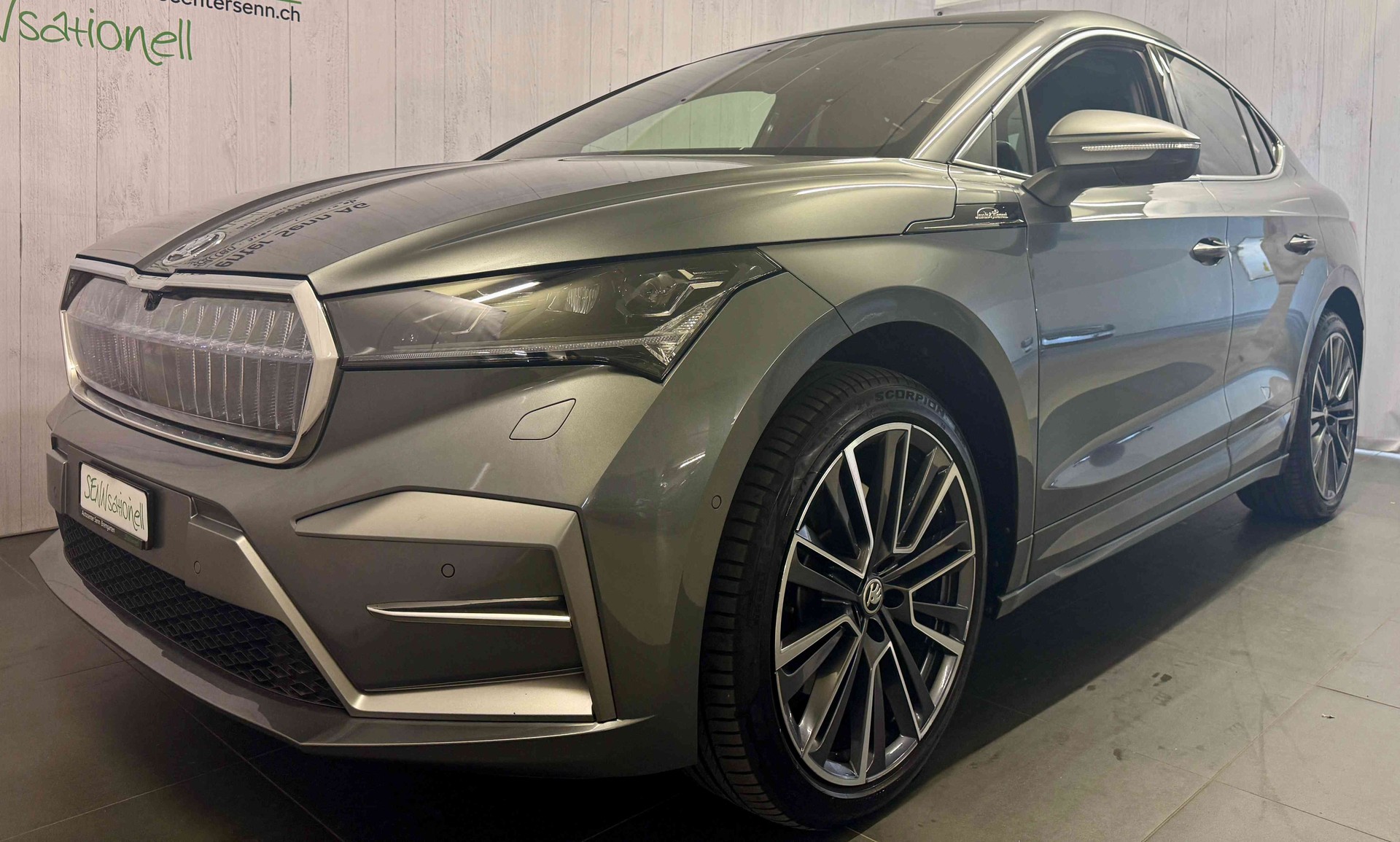 SKODA Enyaq Coupé L&K 4x4-image-2