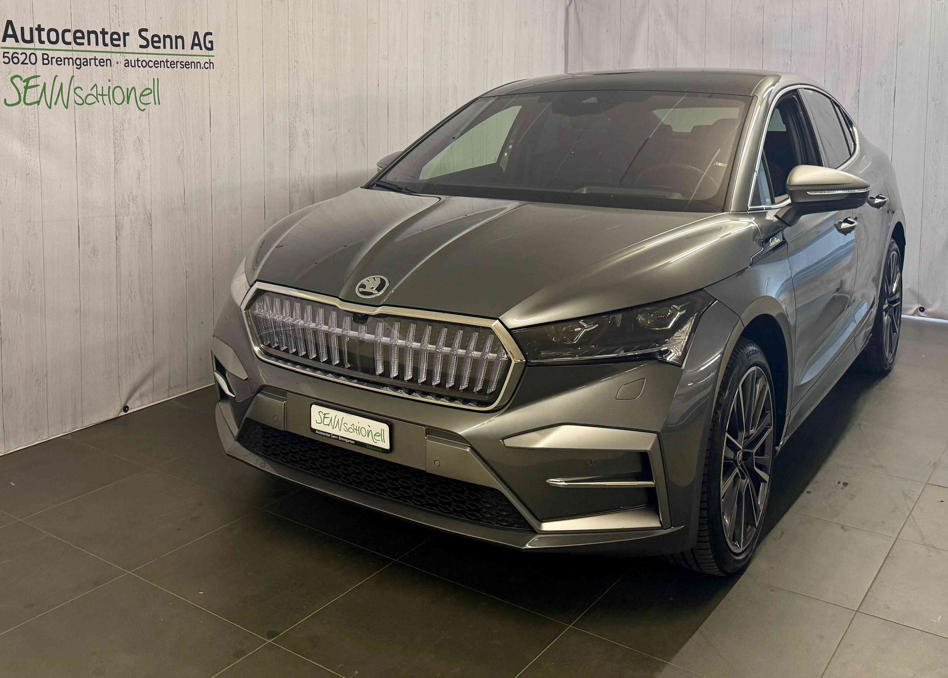 SKODA Enyaq Coupé L&K 4x4-image-1