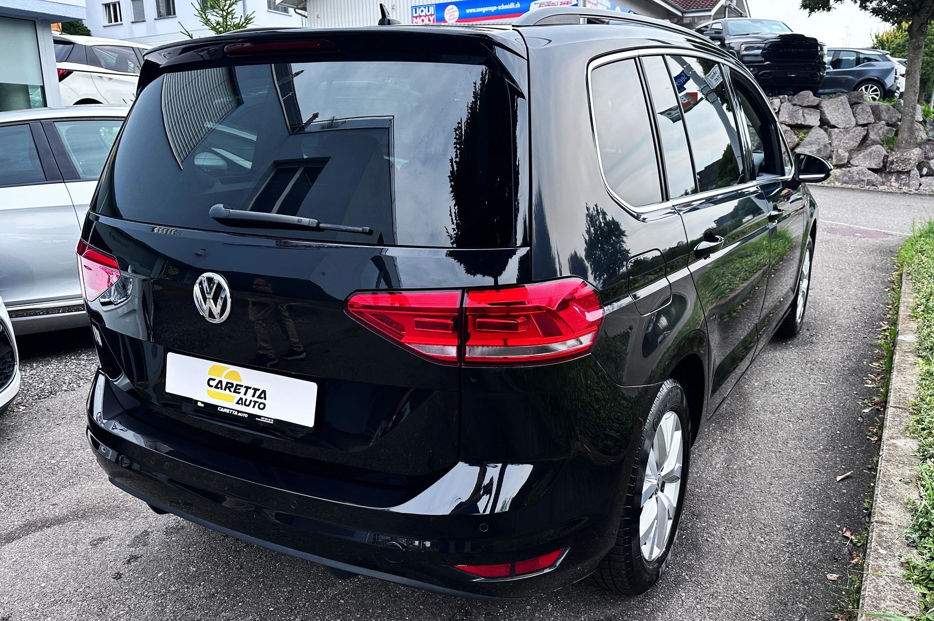 VW Touran 2.0 TDI BlueMotion TechnologyComfortline DSG-image-6