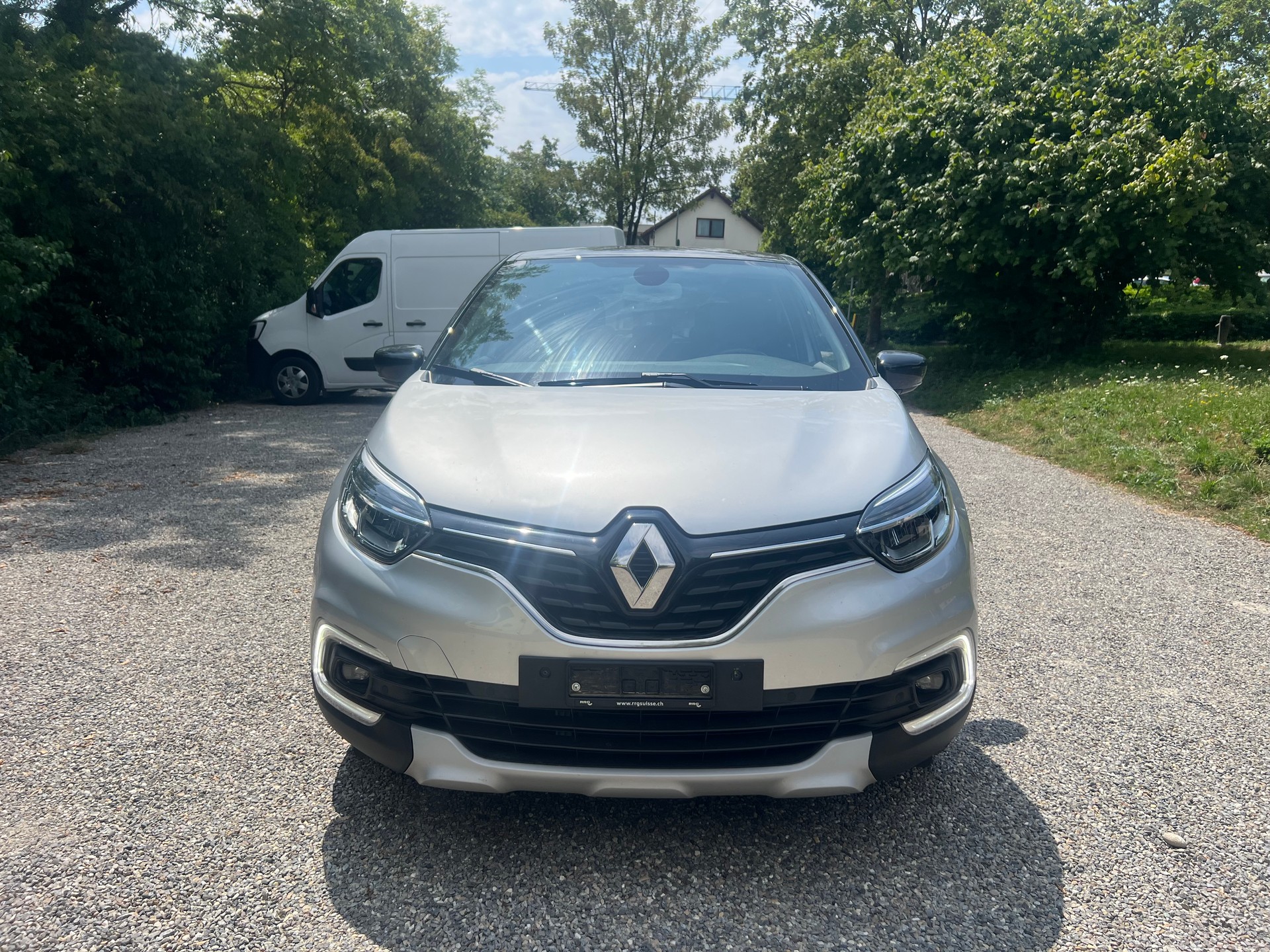 RENAULT Captur 1.3 T 16V Intens EDC-image-1