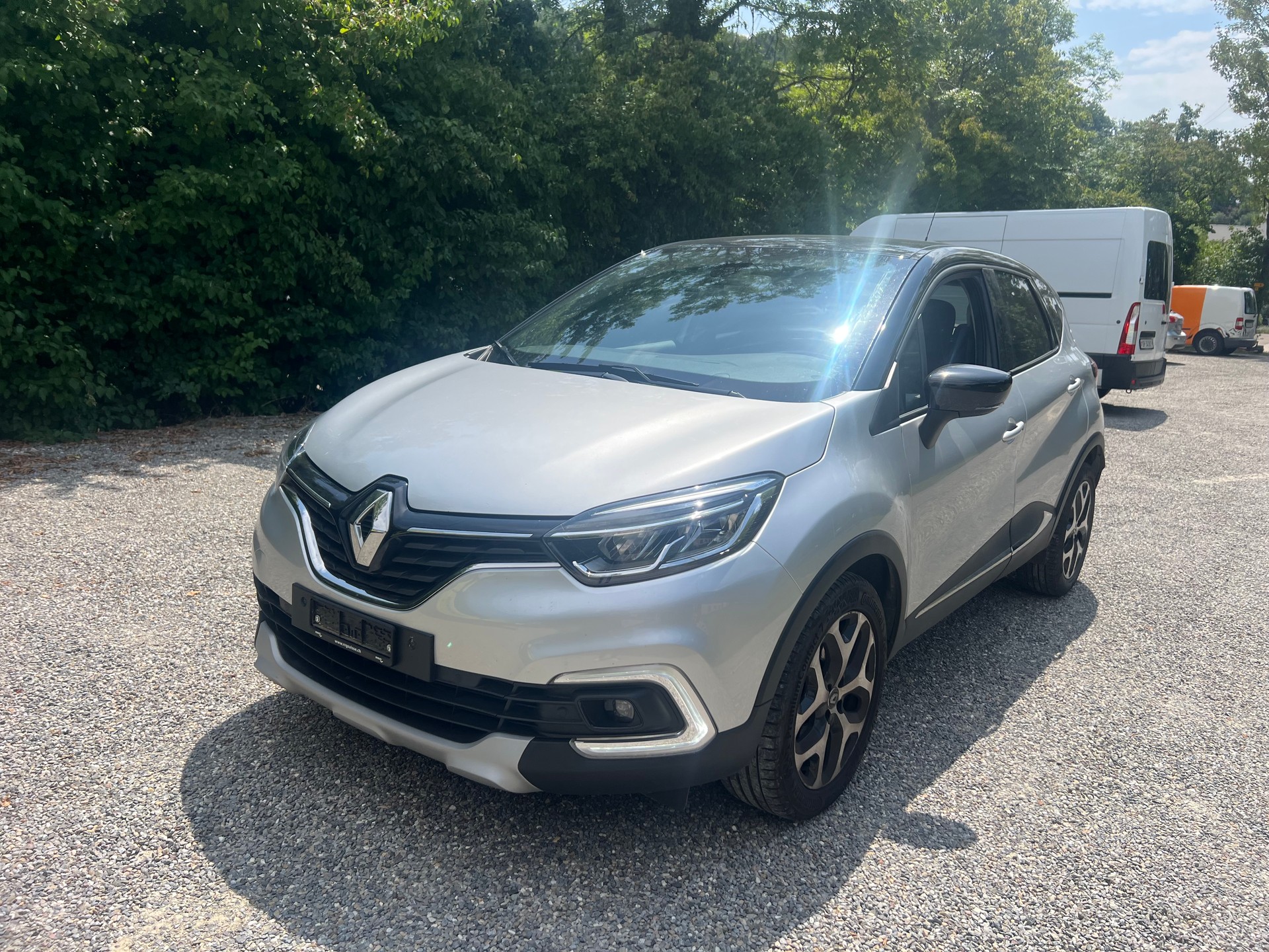 RENAULT Captur 1.3 T 16V Intens EDC-image-2