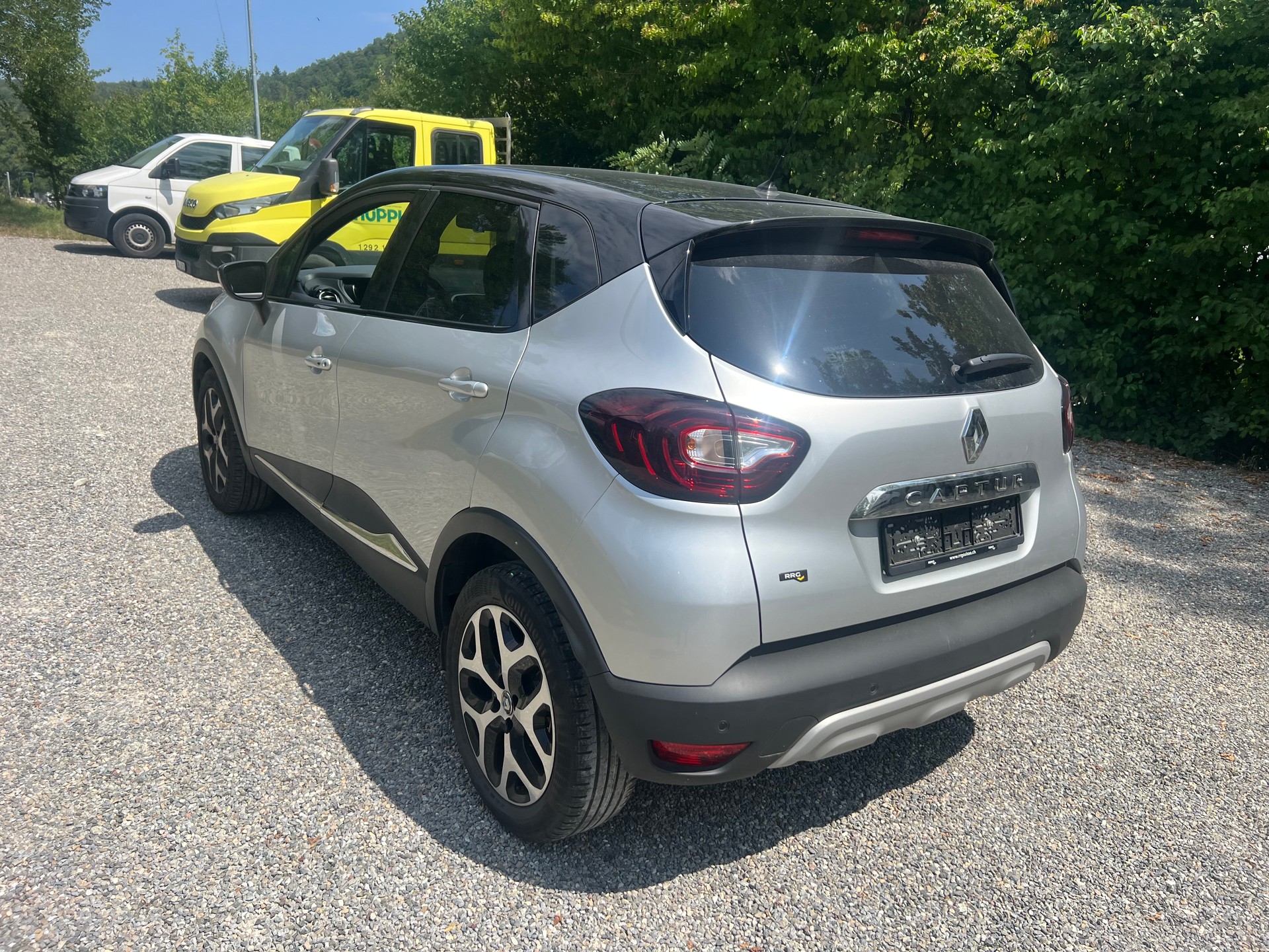 RENAULT Captur 1.3 T 16V Intens EDC-image-4