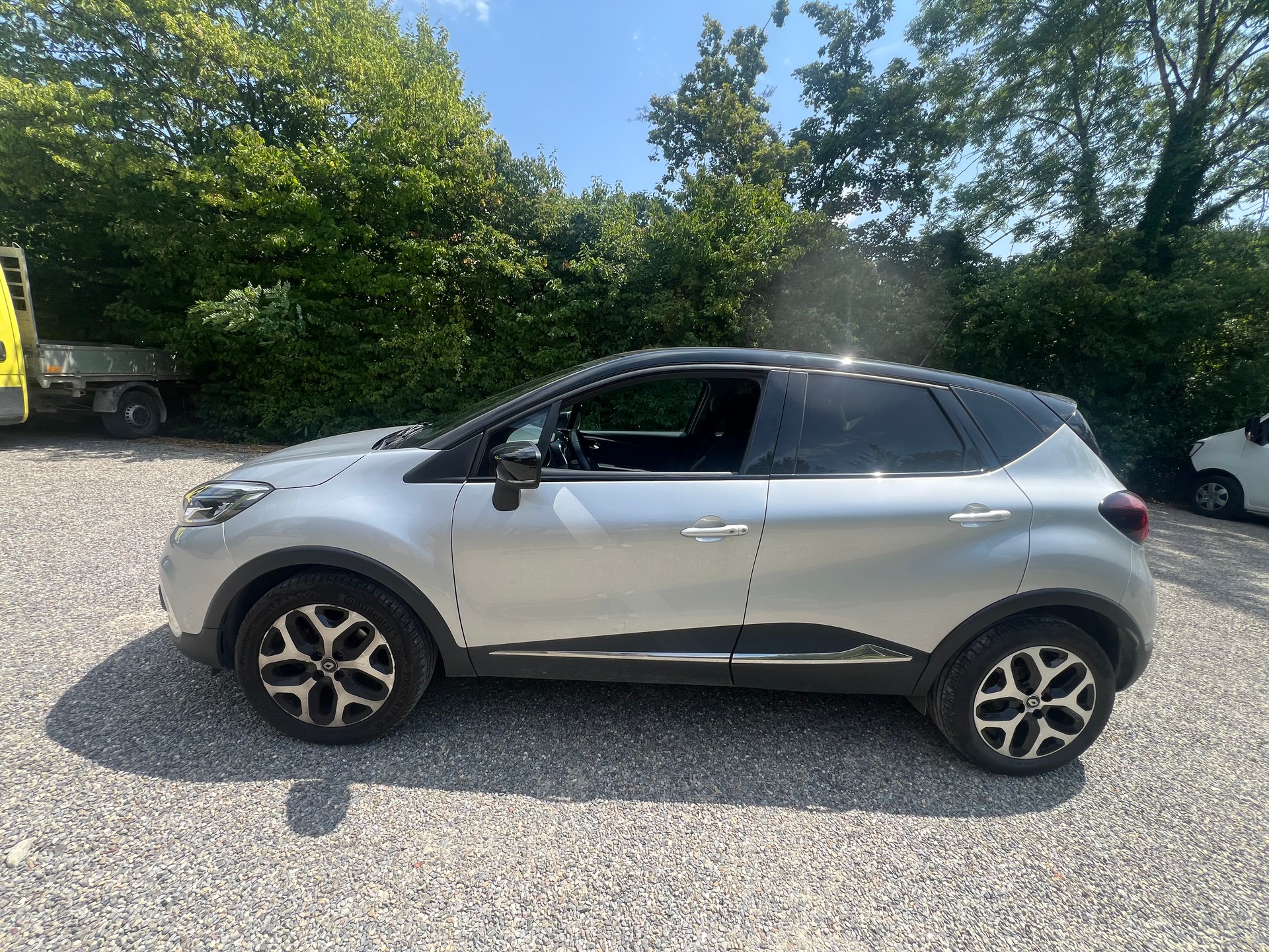 RENAULT Captur 1.3 T 16V Intens EDC-image-7