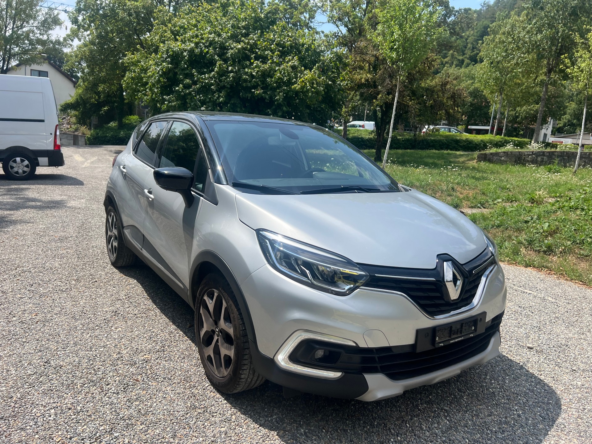 RENAULT Captur 1.3 T 16V Intens EDC-image-0