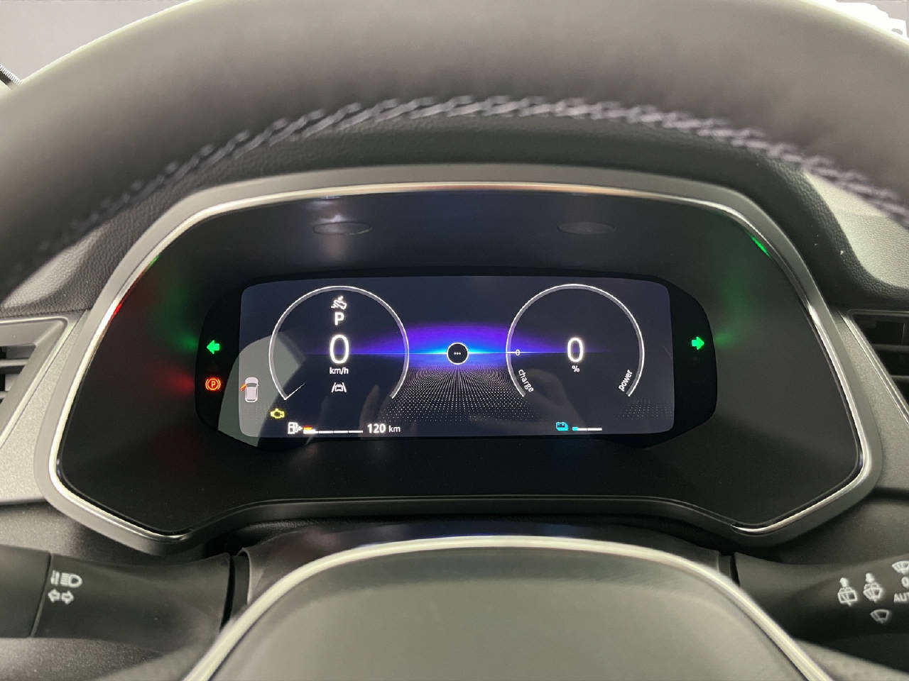 RENAULT Captur 1.8 E-Tech techno-image-10