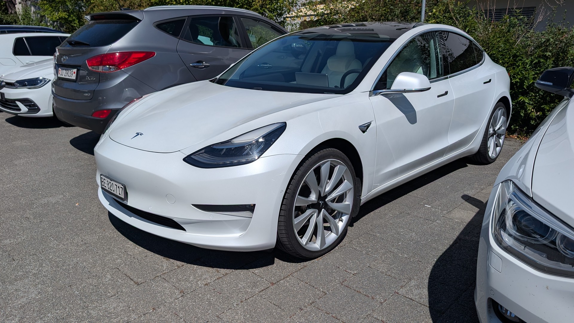 TESLA Long Range D-image-0