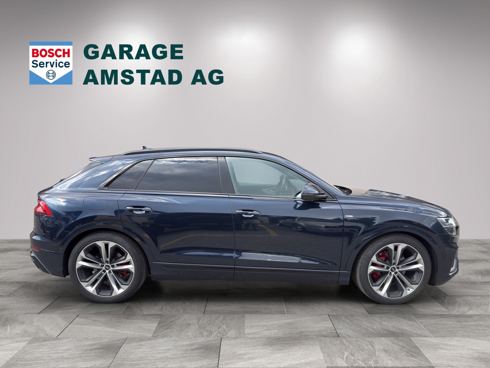 AUDI Q8 55 TFSI quattro tiptronic-image-4