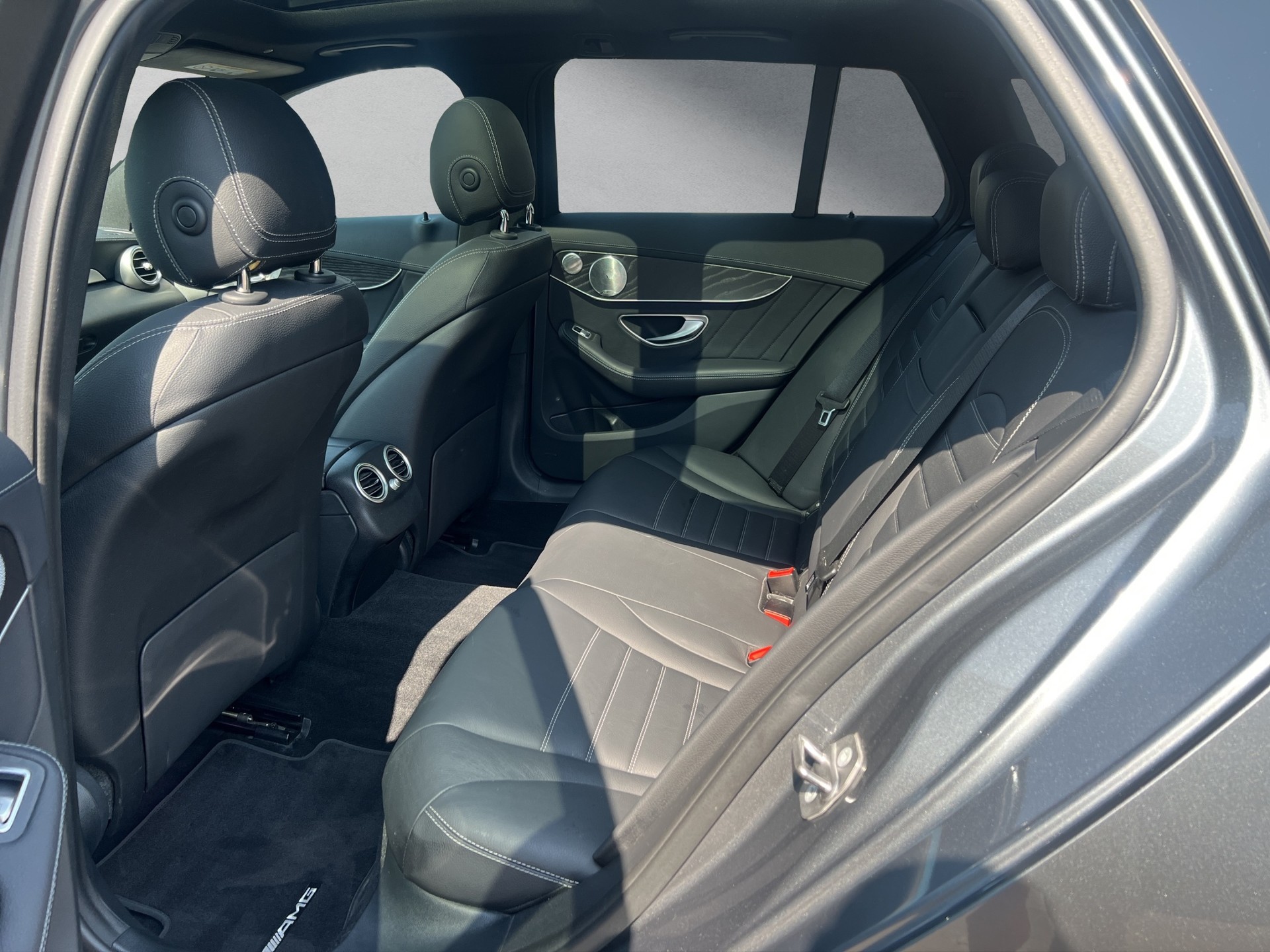 MERCEDES-BENZ C 43 AMG 4matic Kombi-image-9