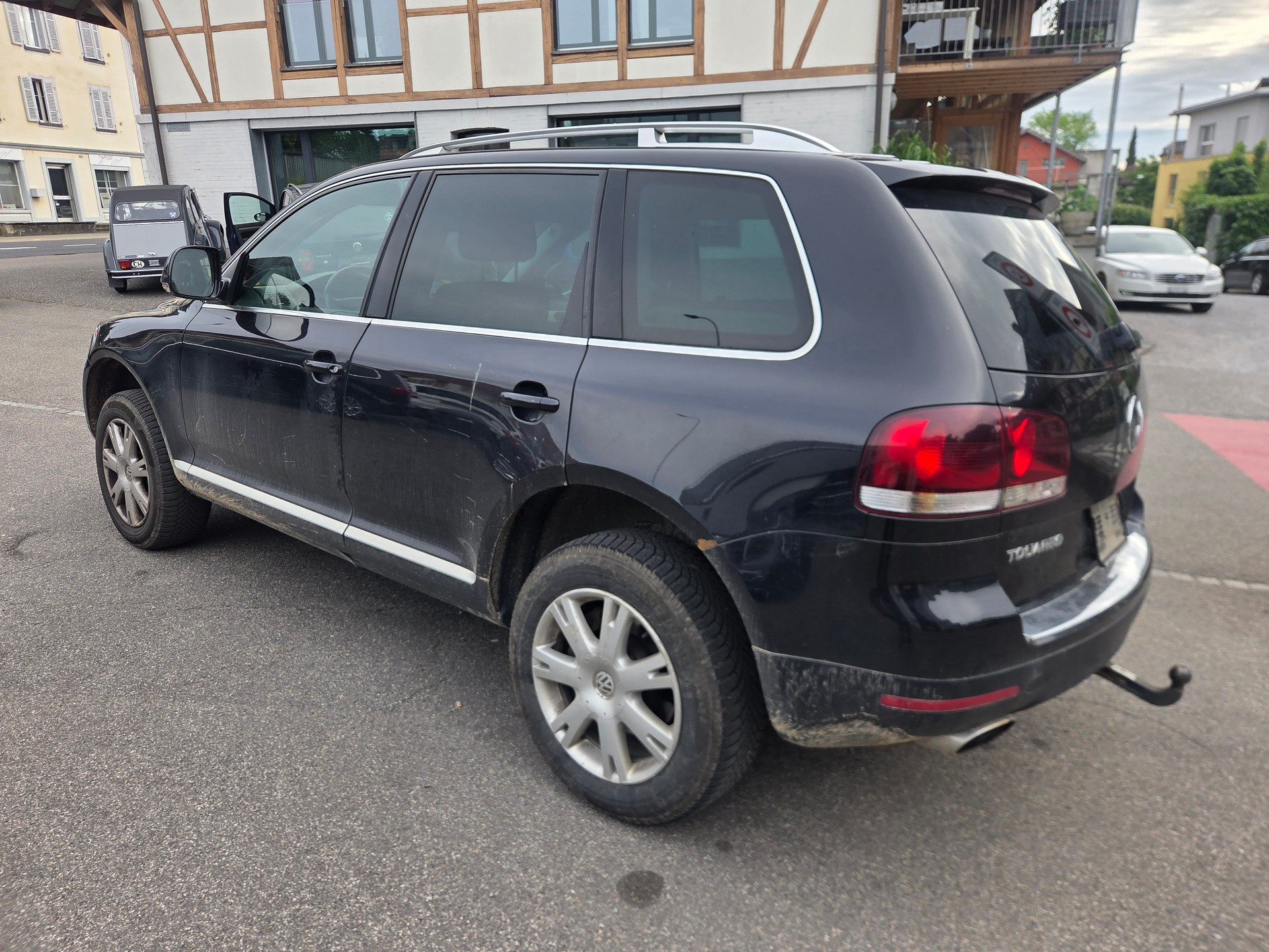 VW Touareg 3.0 TDI Tiptronic-image-4