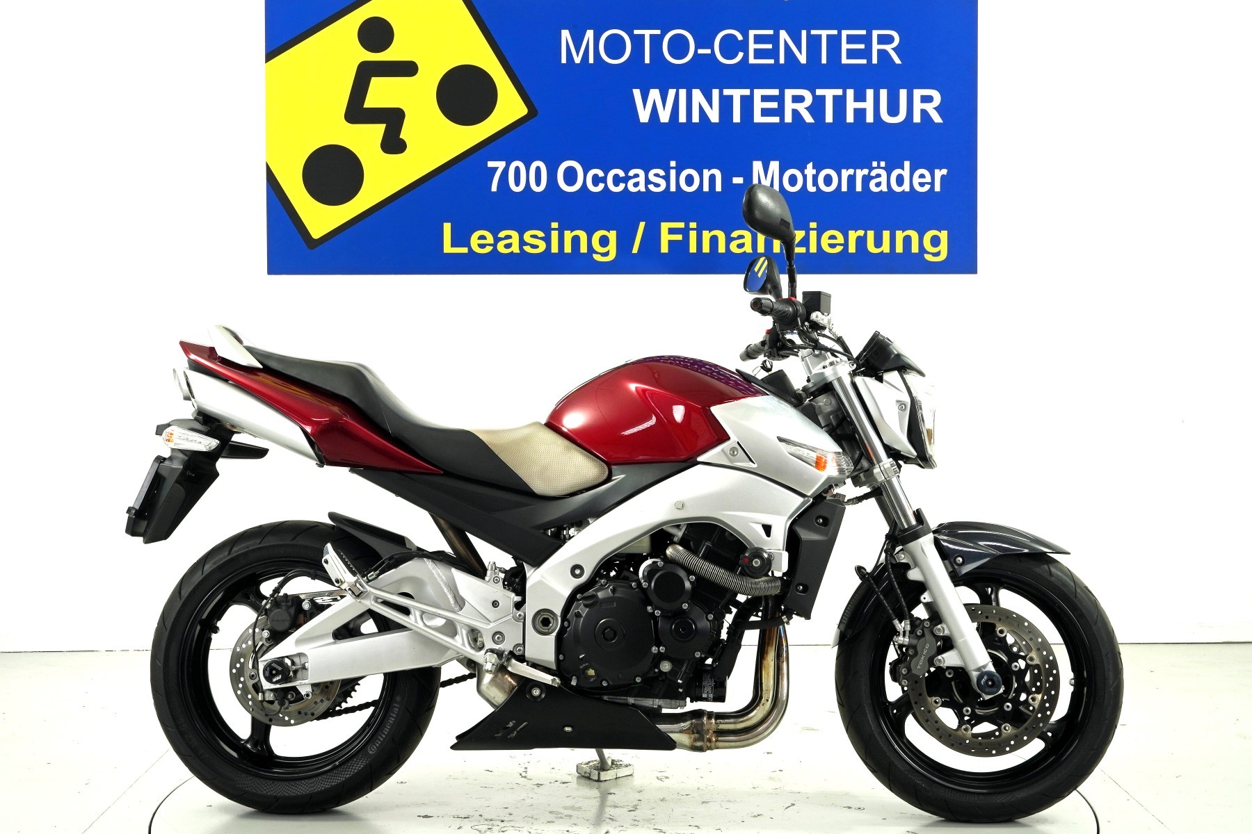 SUZUKI GSR600 A
