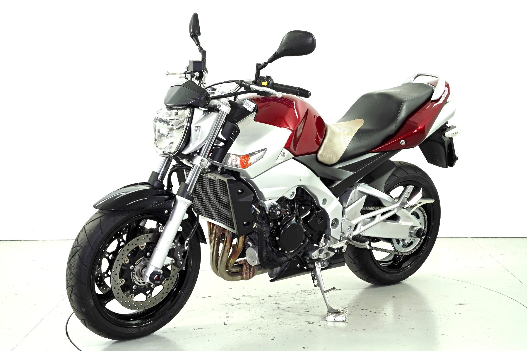 SUZUKI GSR600 A-showroom-element-2