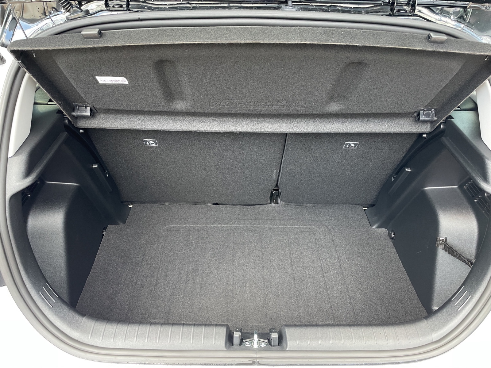 HYUNDAI i20 1.0 T-GDi Amplia-image-14