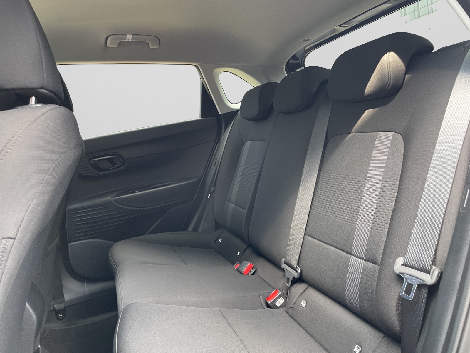 HYUNDAI i20 1.0 T-GDi Amplia-image-13