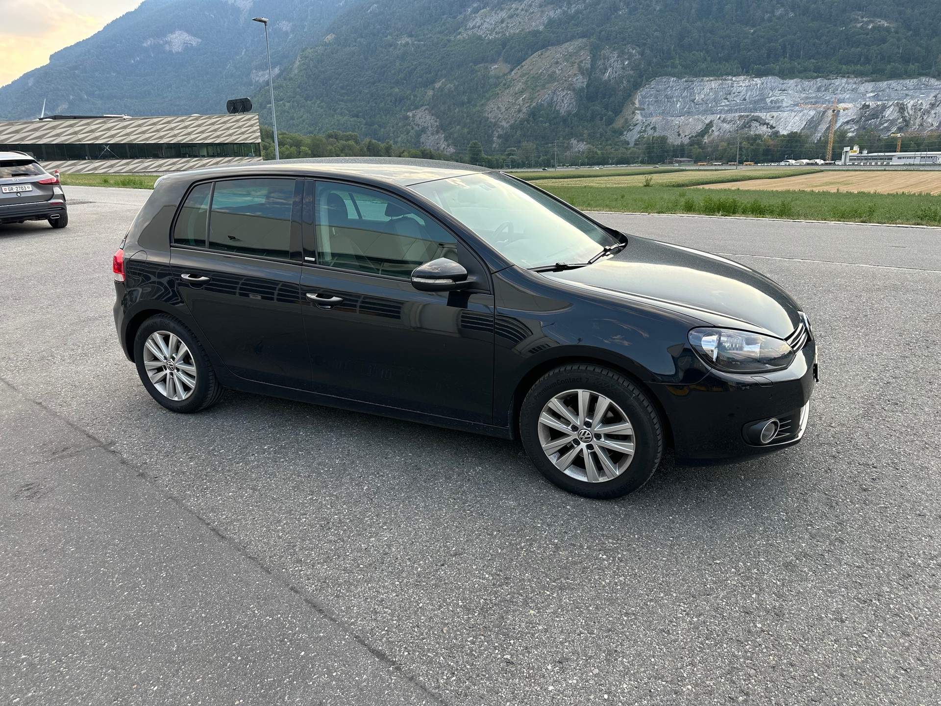 VW GOLF-image-7