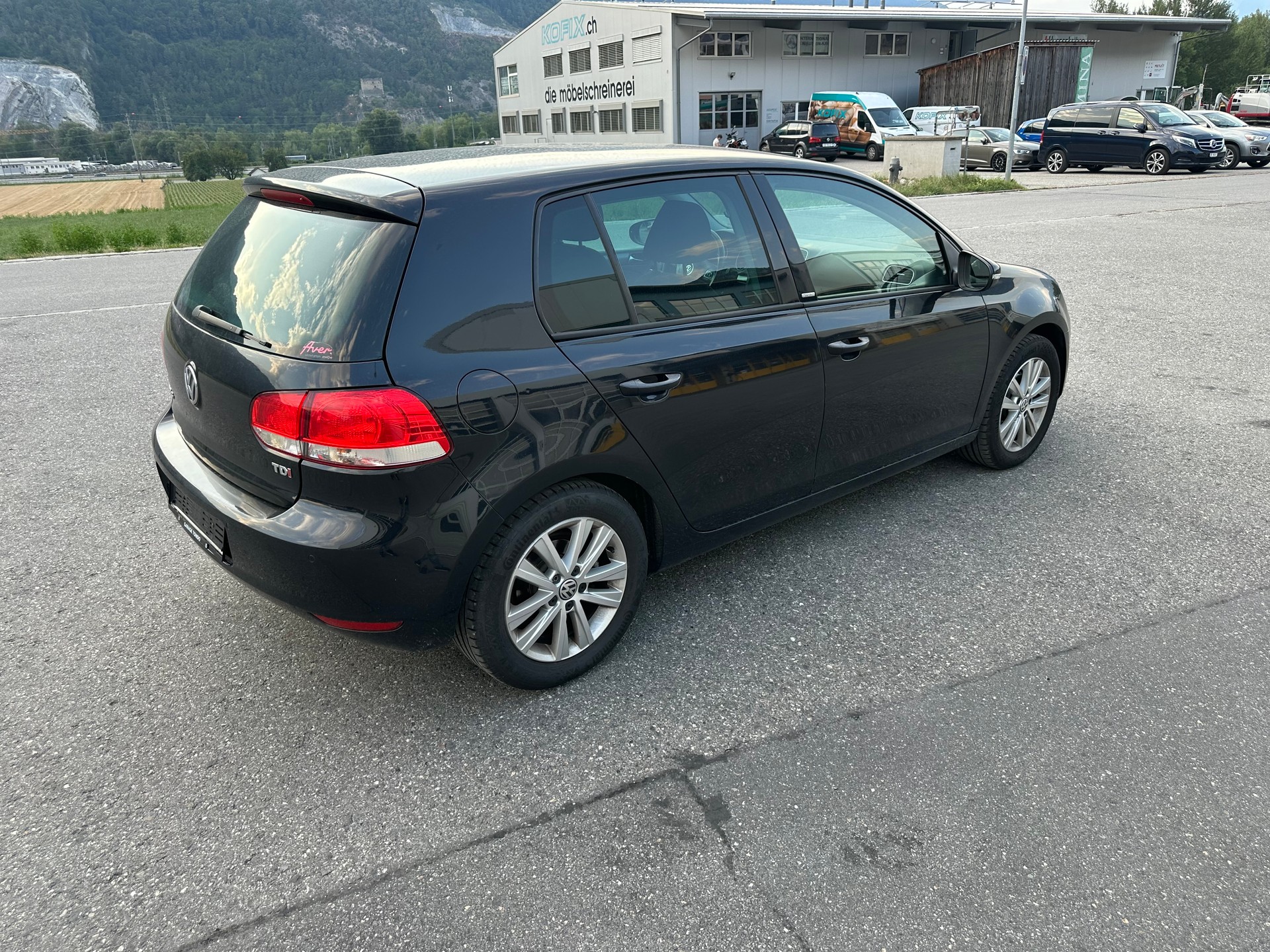 VW GOLF-image-6