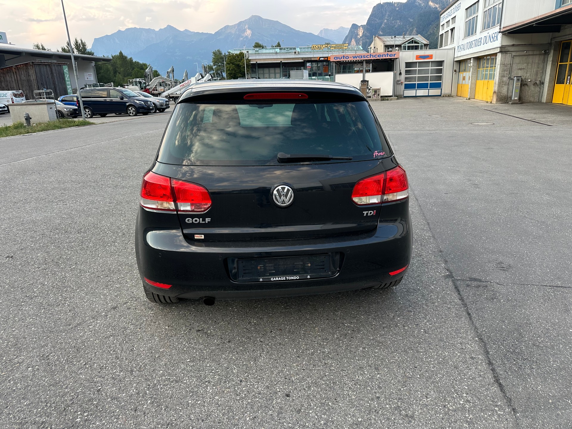 VW GOLF-image-5