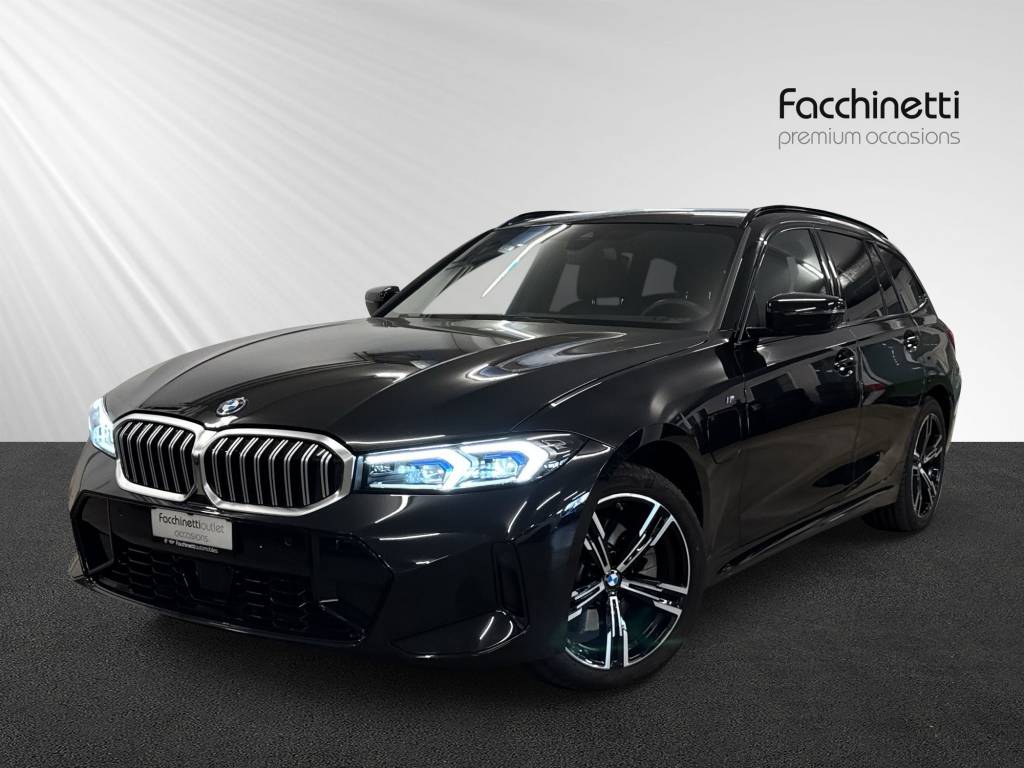 BMW 330e x DriveTouring Steptronic M Sport-image-0