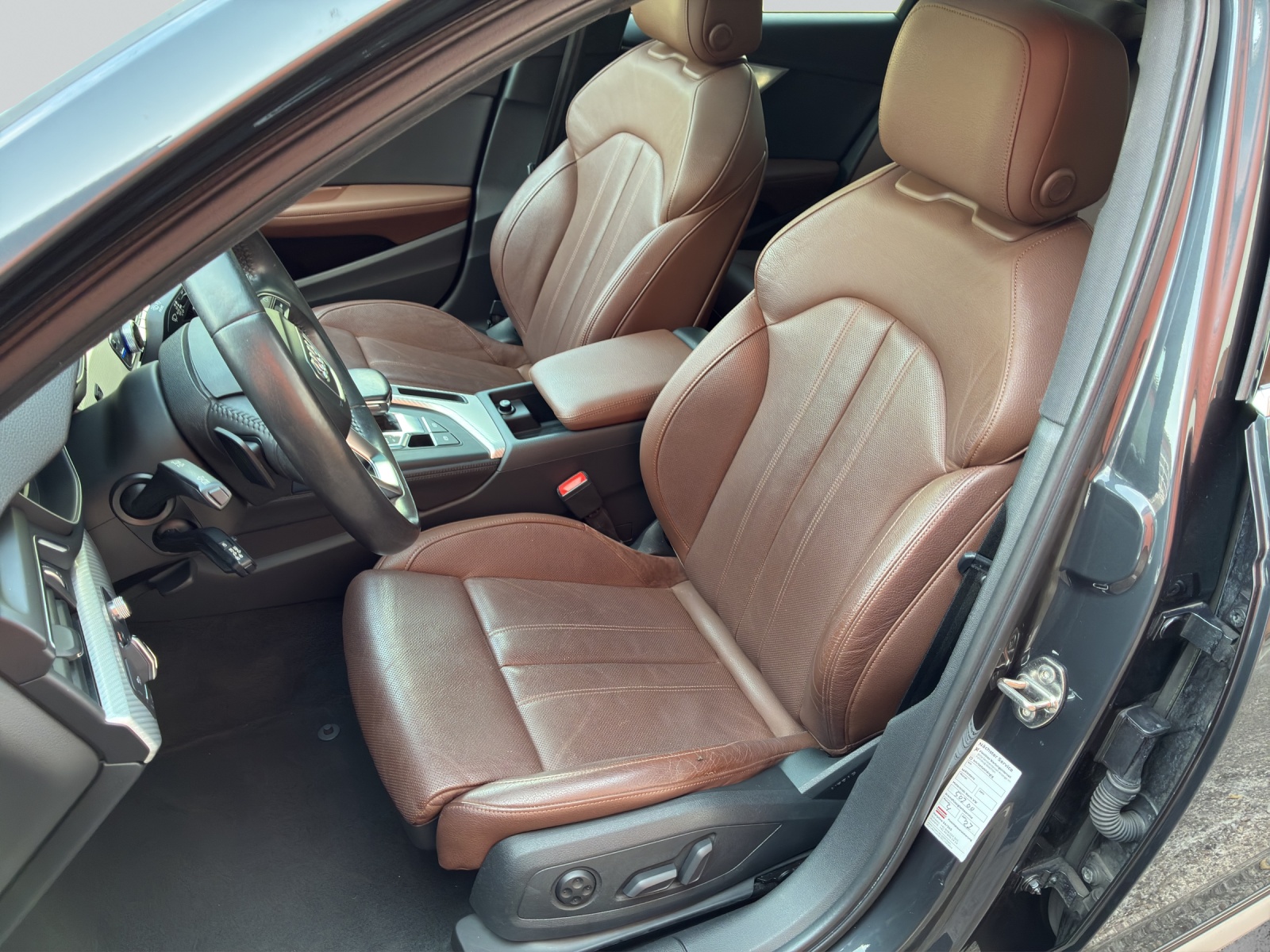 AUDI A4 allroad 3.0 TDI quattro tiptronic-image-10