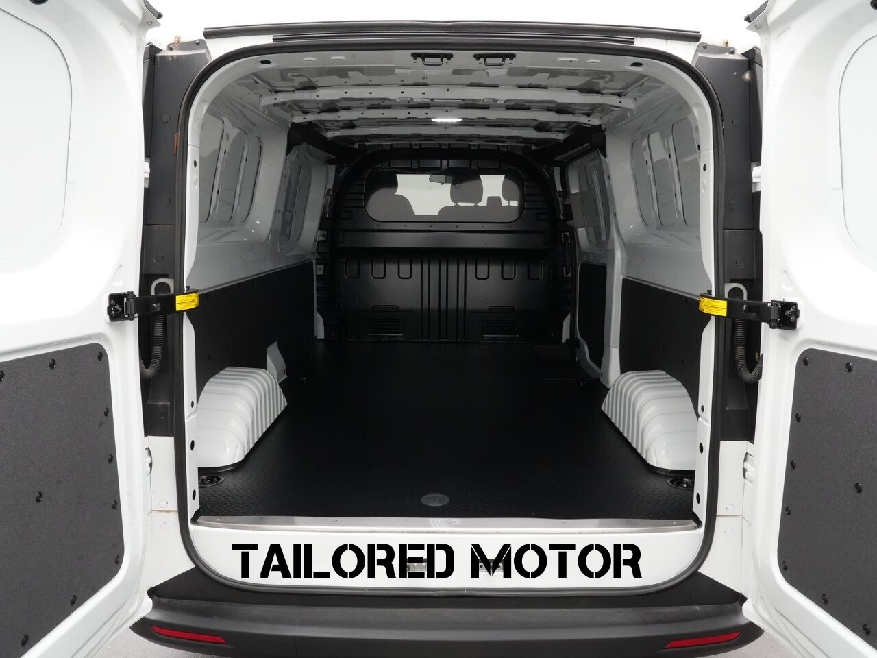 MAXUS eDeliver 7 H1 L2 XL 77kWh 318km WLTP - 6.7m3 - Fourgon EV 2026-image-11