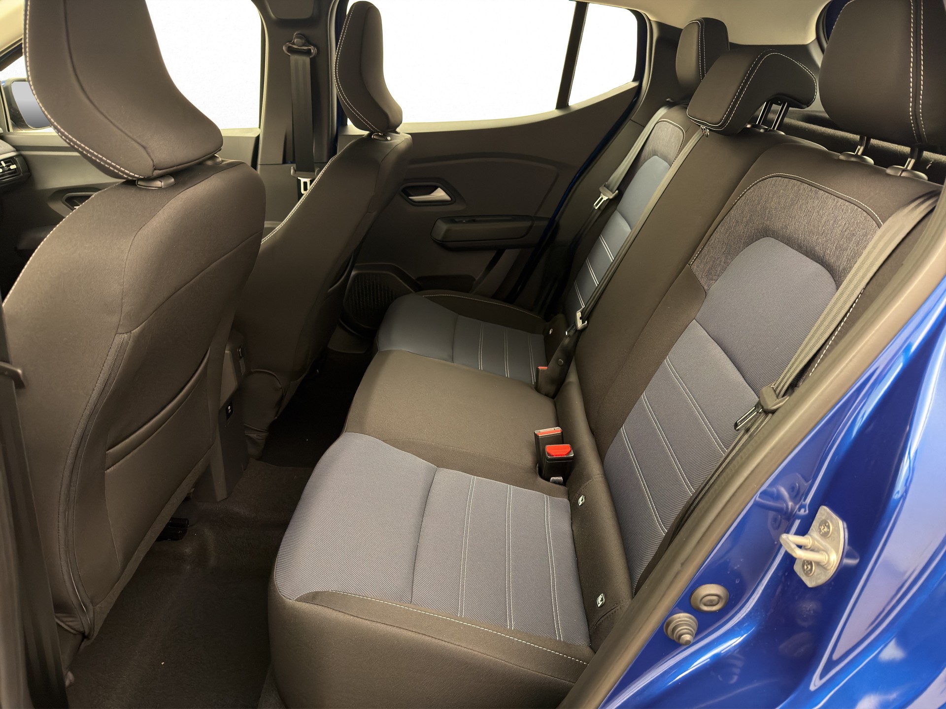 DACIA Sandero 1.0 TCe 100 Journey-image-11