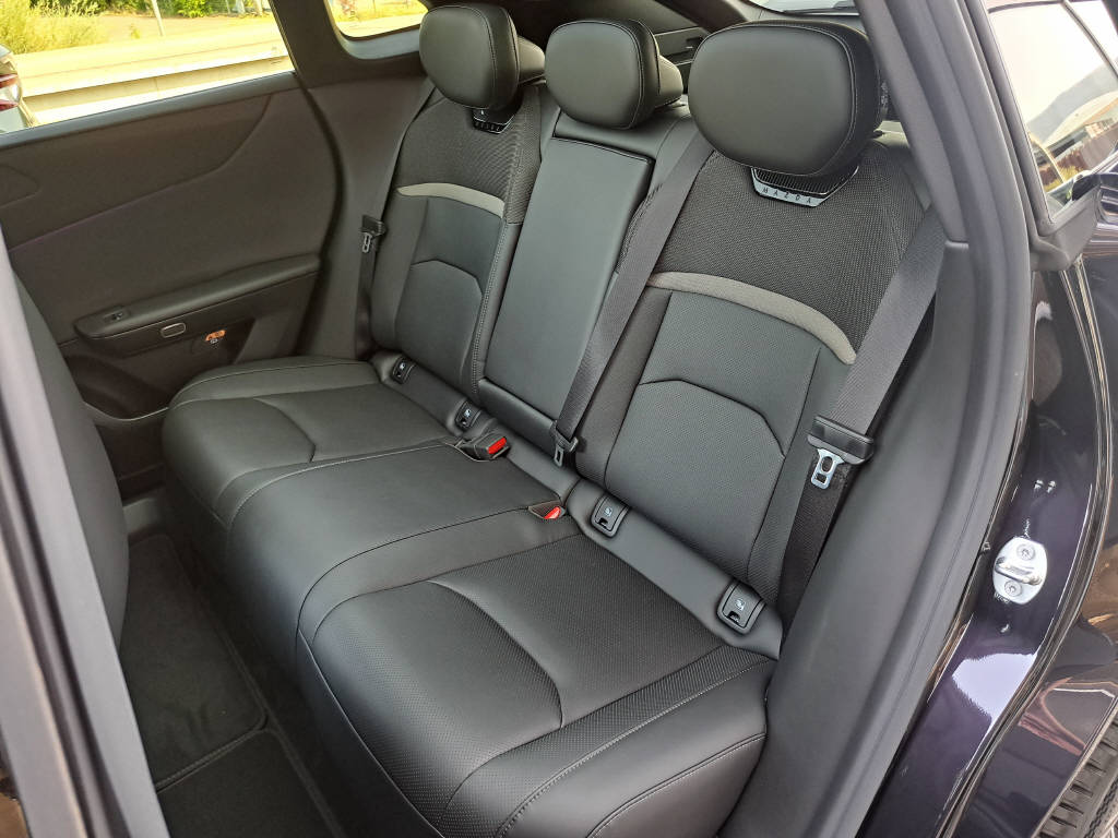MAZDA CX-6e Takumi 258cv-image-10