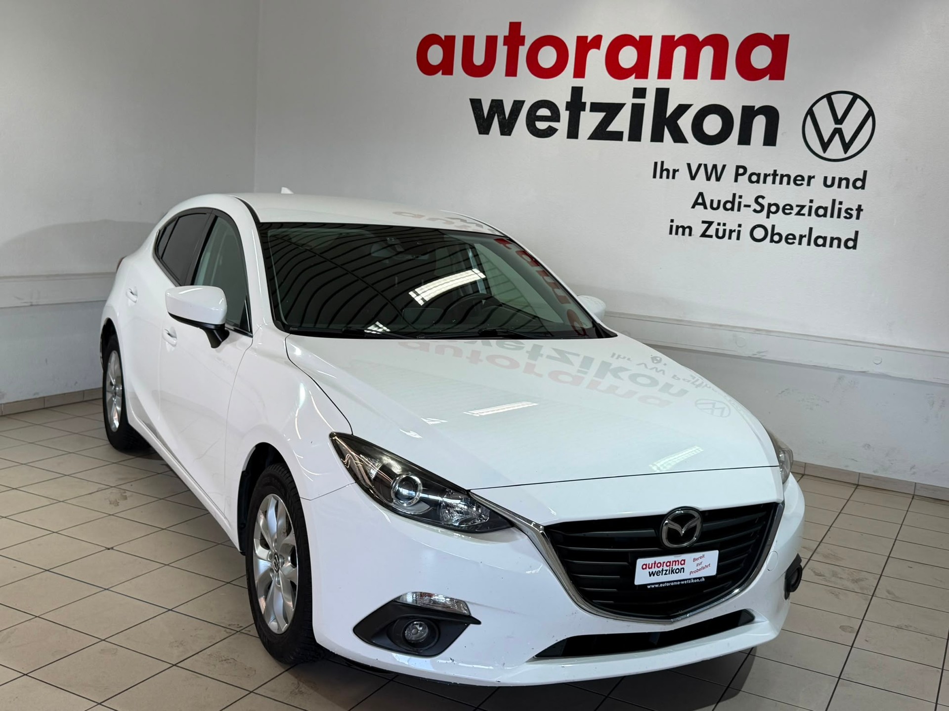 MAZDA 3 SKYACTIV-G 100 Ambition-image-1