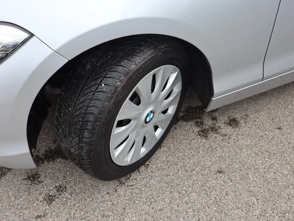BMW 116d Steptronic ** G.Navi ** Frisch ab MFK & Service **-image-12