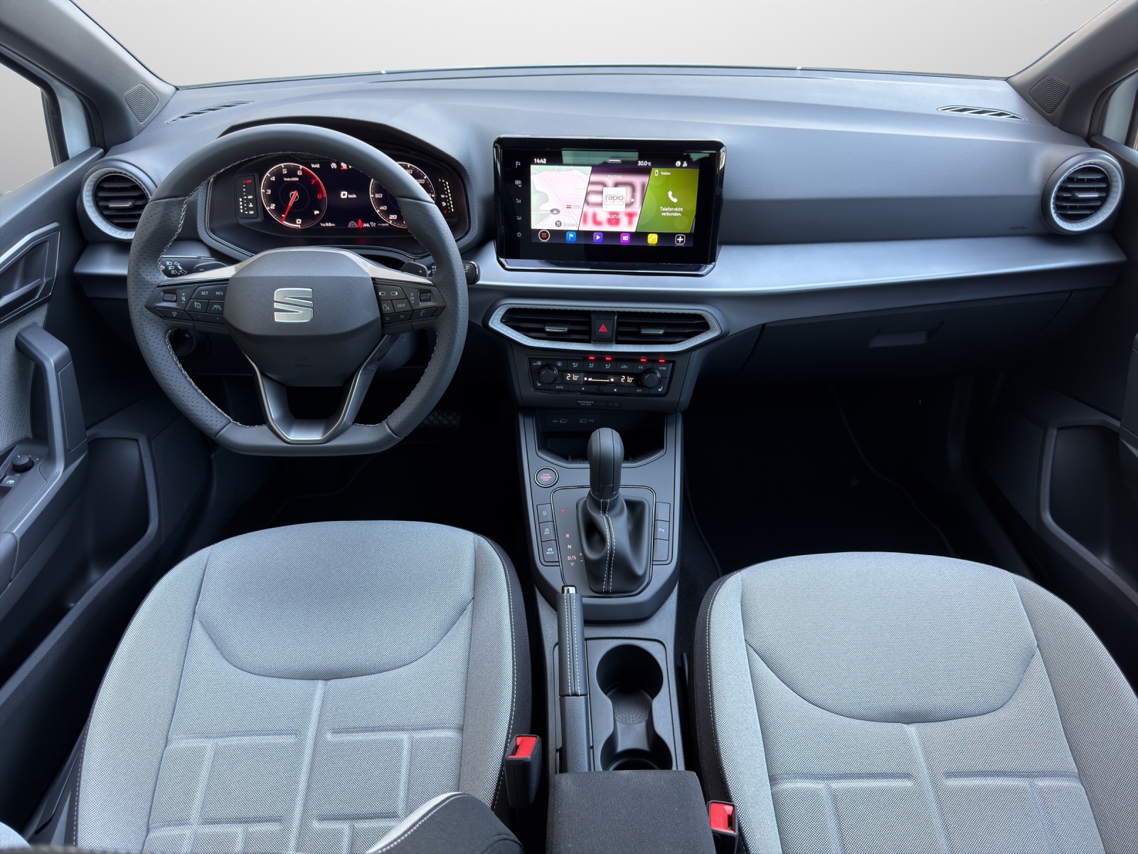 SEAT Ibiza 1.0 TSI 115 Move FR DSG-image-8