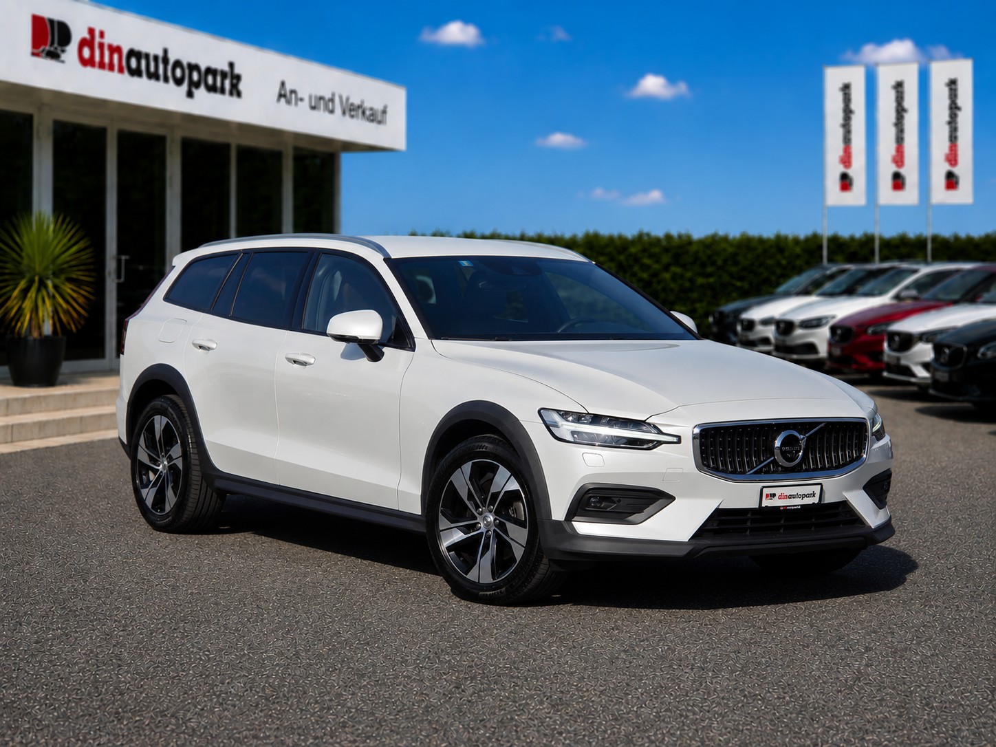 VOLVO V60 Cross Country B4 Diesel Mild Hybrid AWD Geartronic * AHK * Top Ausstattung * CH-Fahrzeug *-image-2