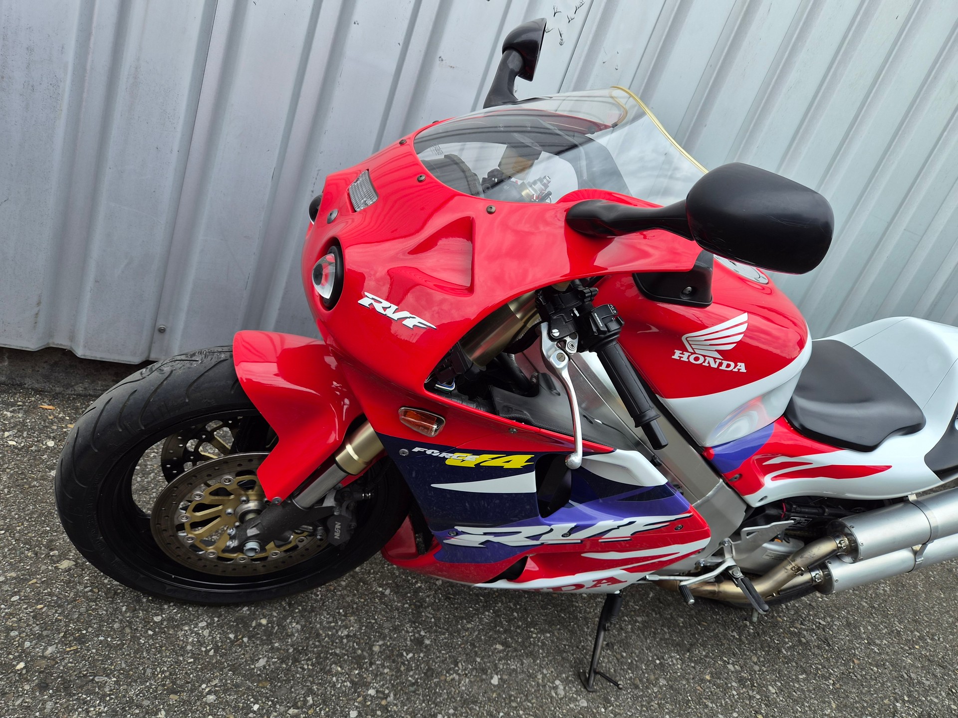 HONDA RVF 750 R RC45 KUNDENAUFTRAG-image-11