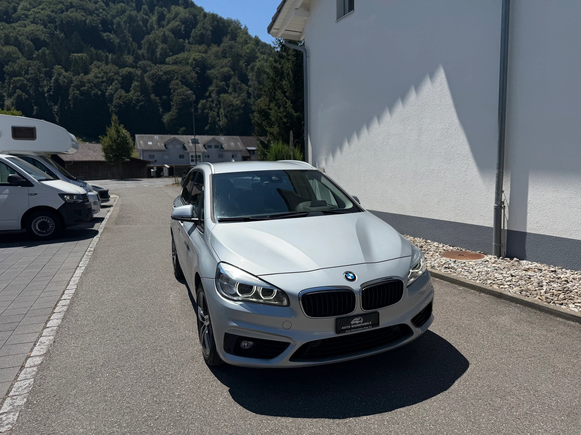 BMW 218d Active Tourer Sport Line Steptronic-image-0